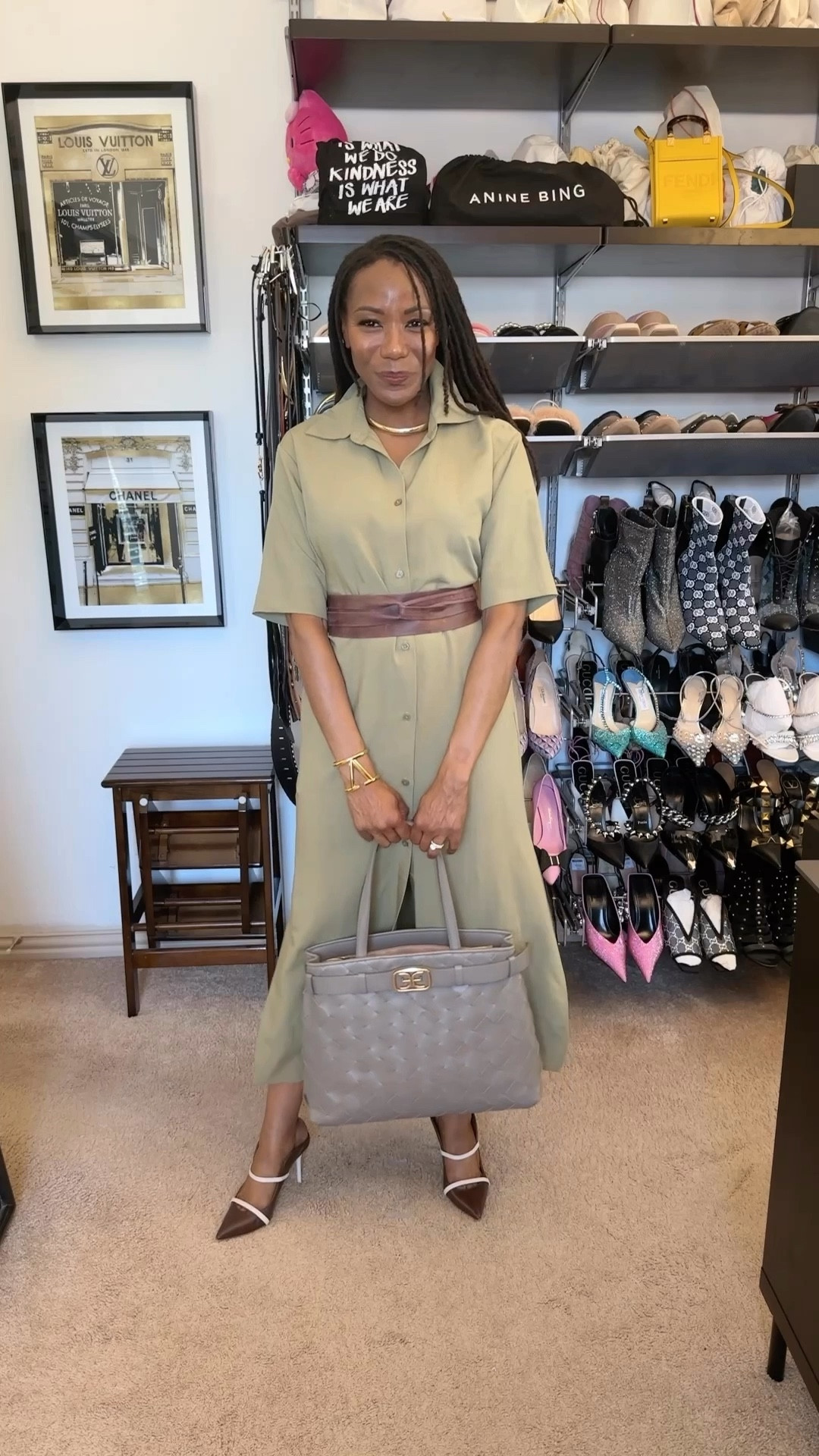 Taking your look from drab to fab in seconds! 

A simple button-down dress is the perfect canvas — it just needs the right styling touch. Chef’s kiss!

#LTKStyleTip #LTKSeasonal #LTKWorkwear