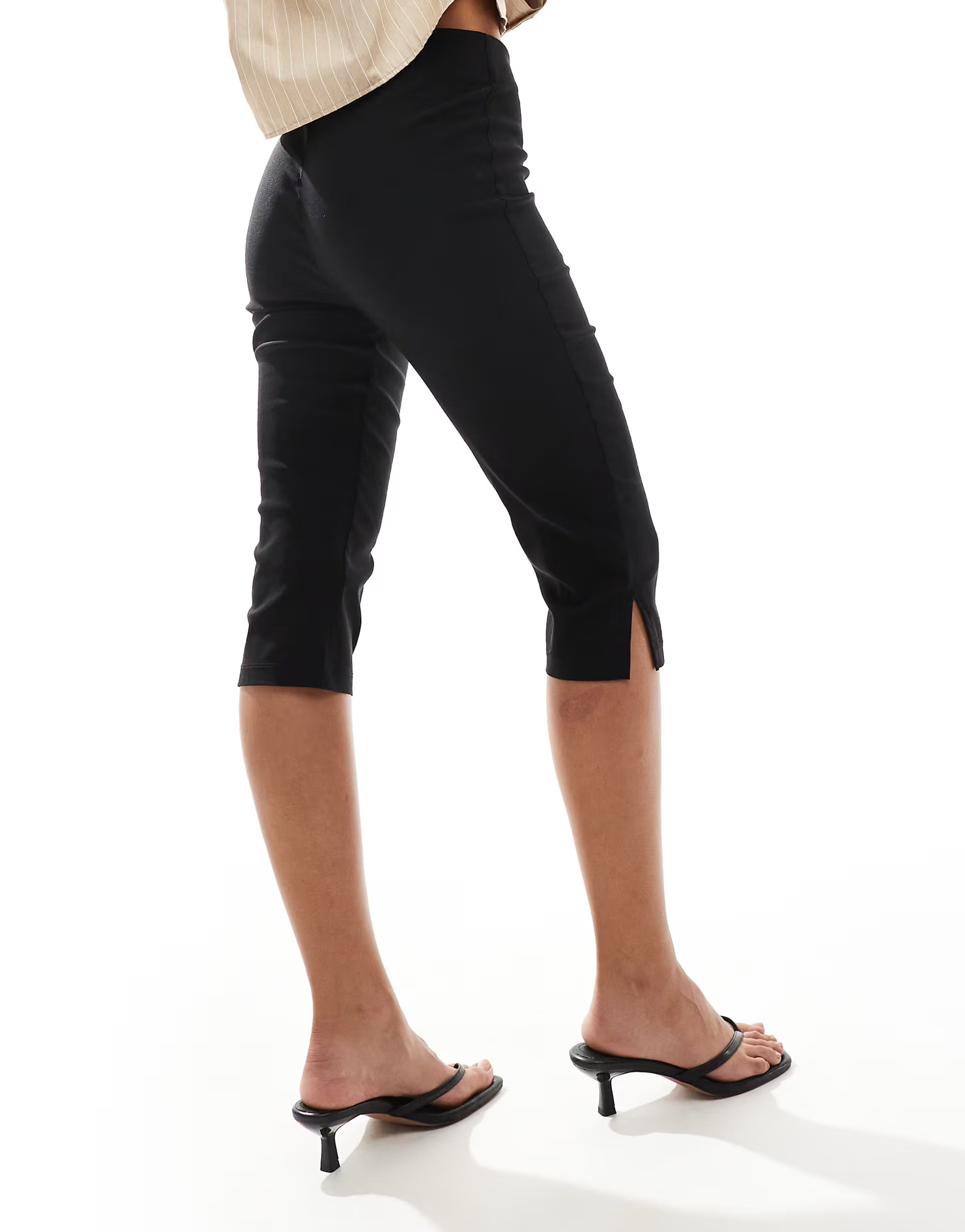 ASOS DESIGN capri trousers in black | ASOS | ASOS (Global)