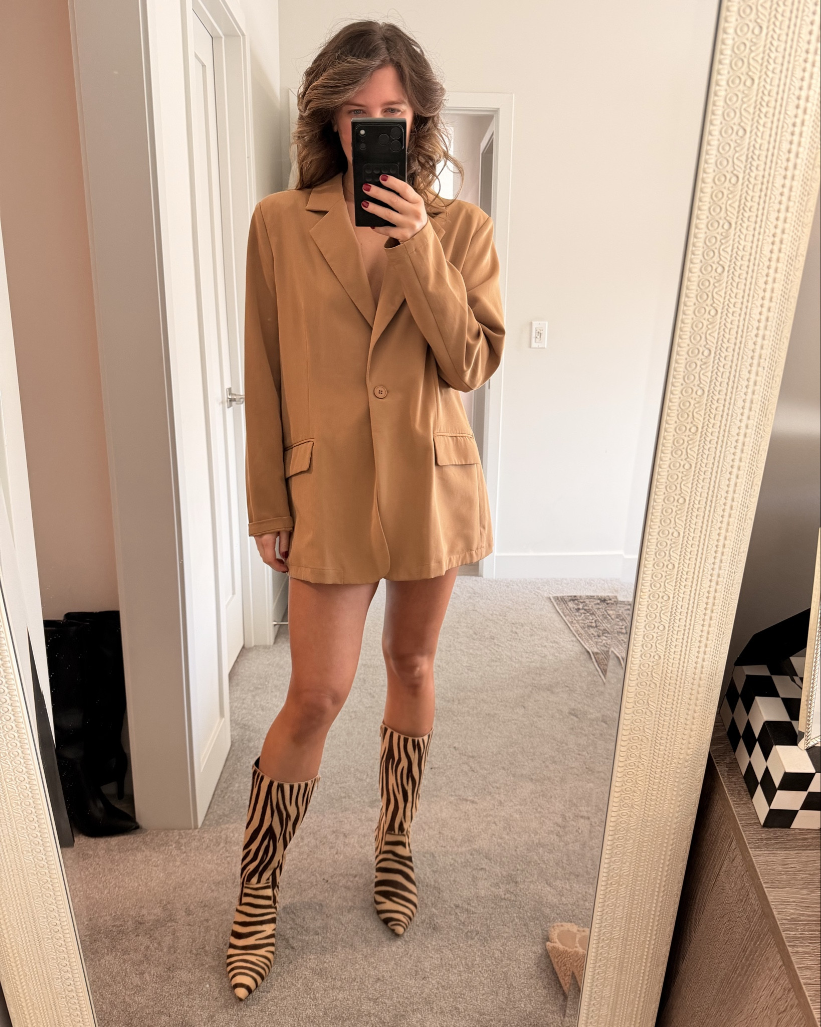 Had fun styling these new Sydney Silverman x Gianni Bini boots !! 