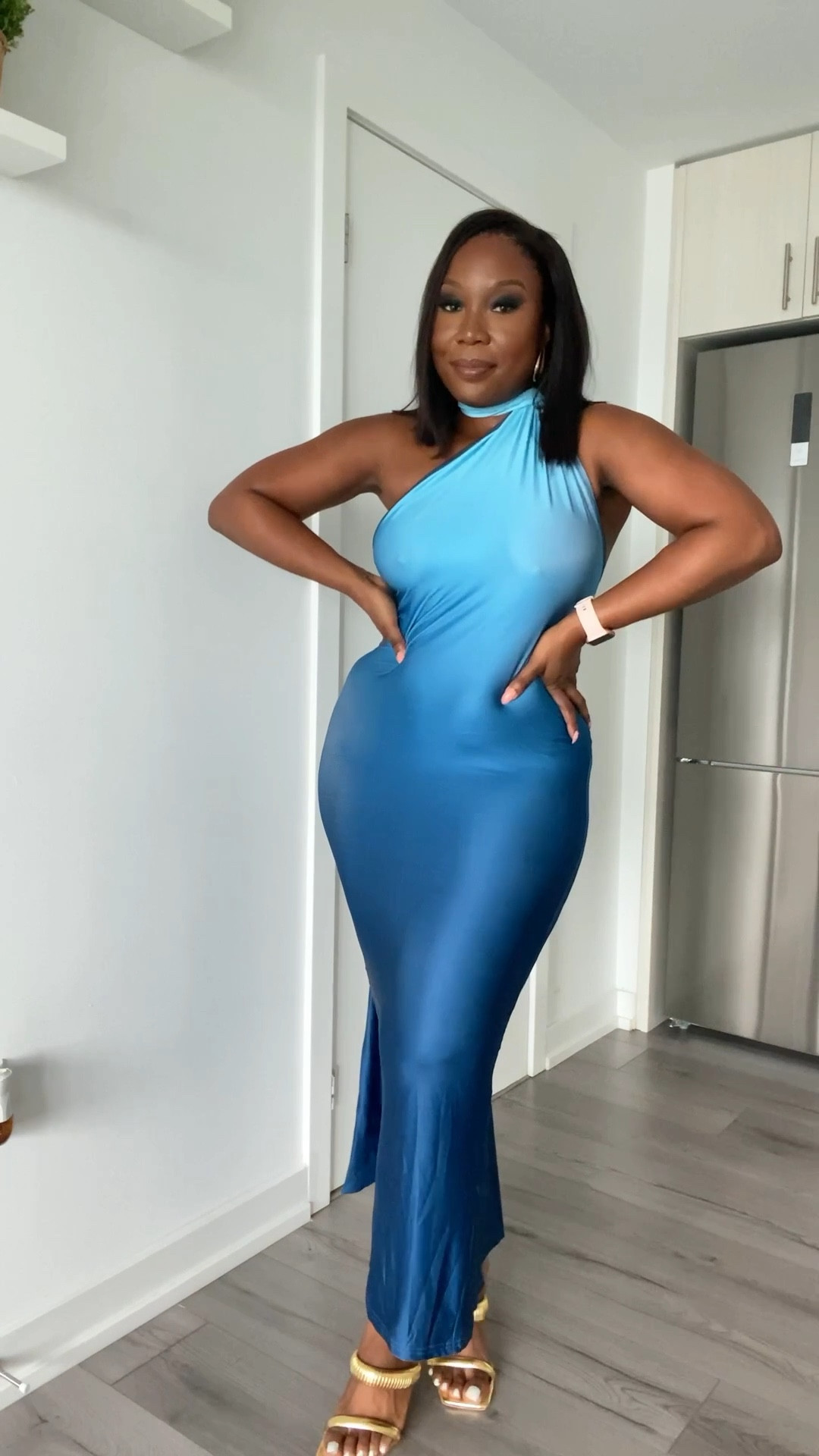 This ombre dress is perfect for those willing to show off their bodies! 
#datenightoutfit

#LTKfindsunder50 #LTKmidsize