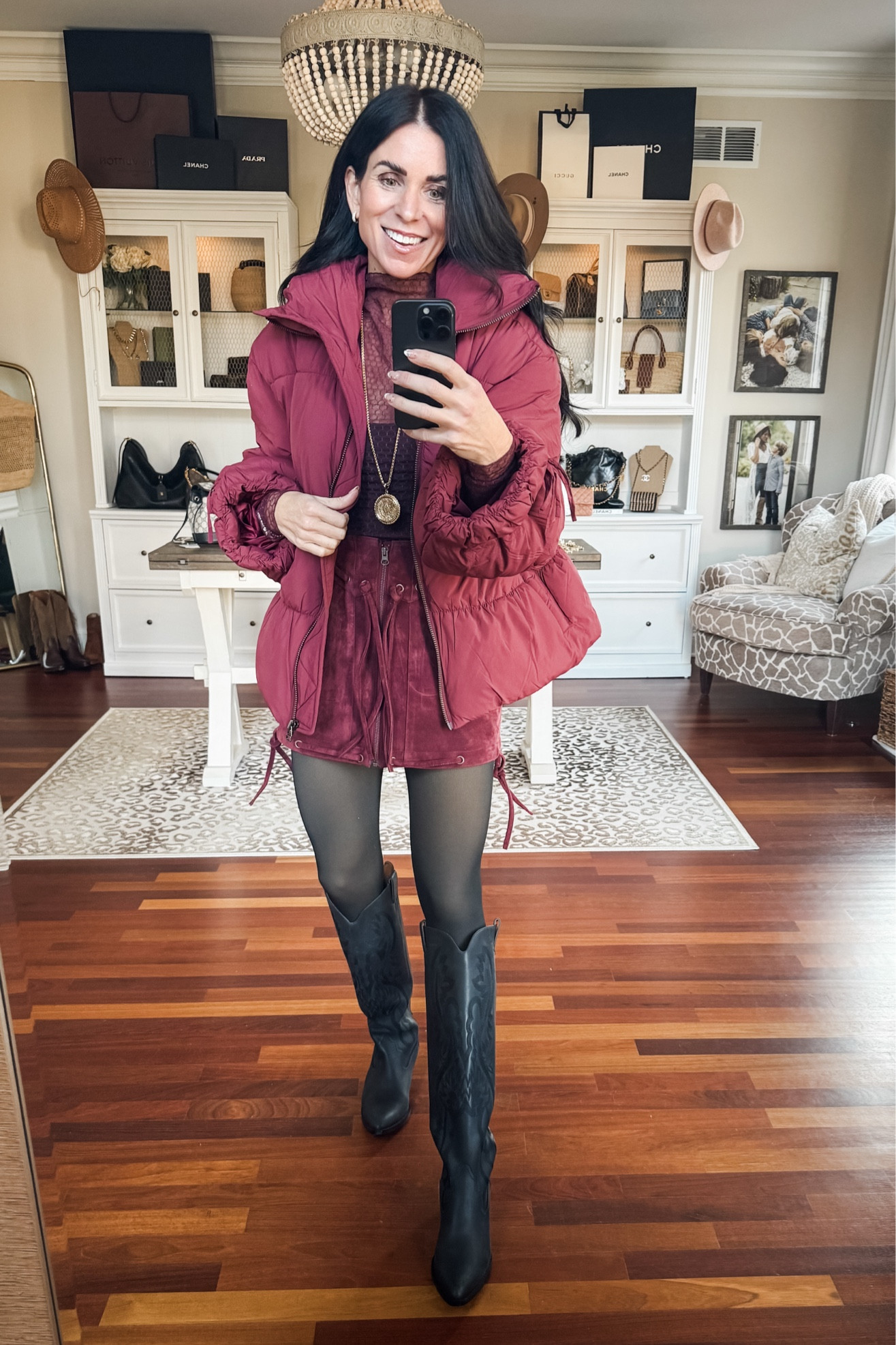 
These @freepeople pieces are just too good not to share🙌🏻 And today when you spend $150 you get $100 to use in a future purchase👏🏼 Simply like this post and comment “Free People” and I’ll send all the details straight to your inbox👌🏼

#freepeoplepartner #freepeopletryon #fallstyle #freepeople #holidaystyle
#barreljeans #falloutfitideas #westernboots #chorejacket


#LTKSaleAlert #LTKGiftGuide #LTKStyleTip