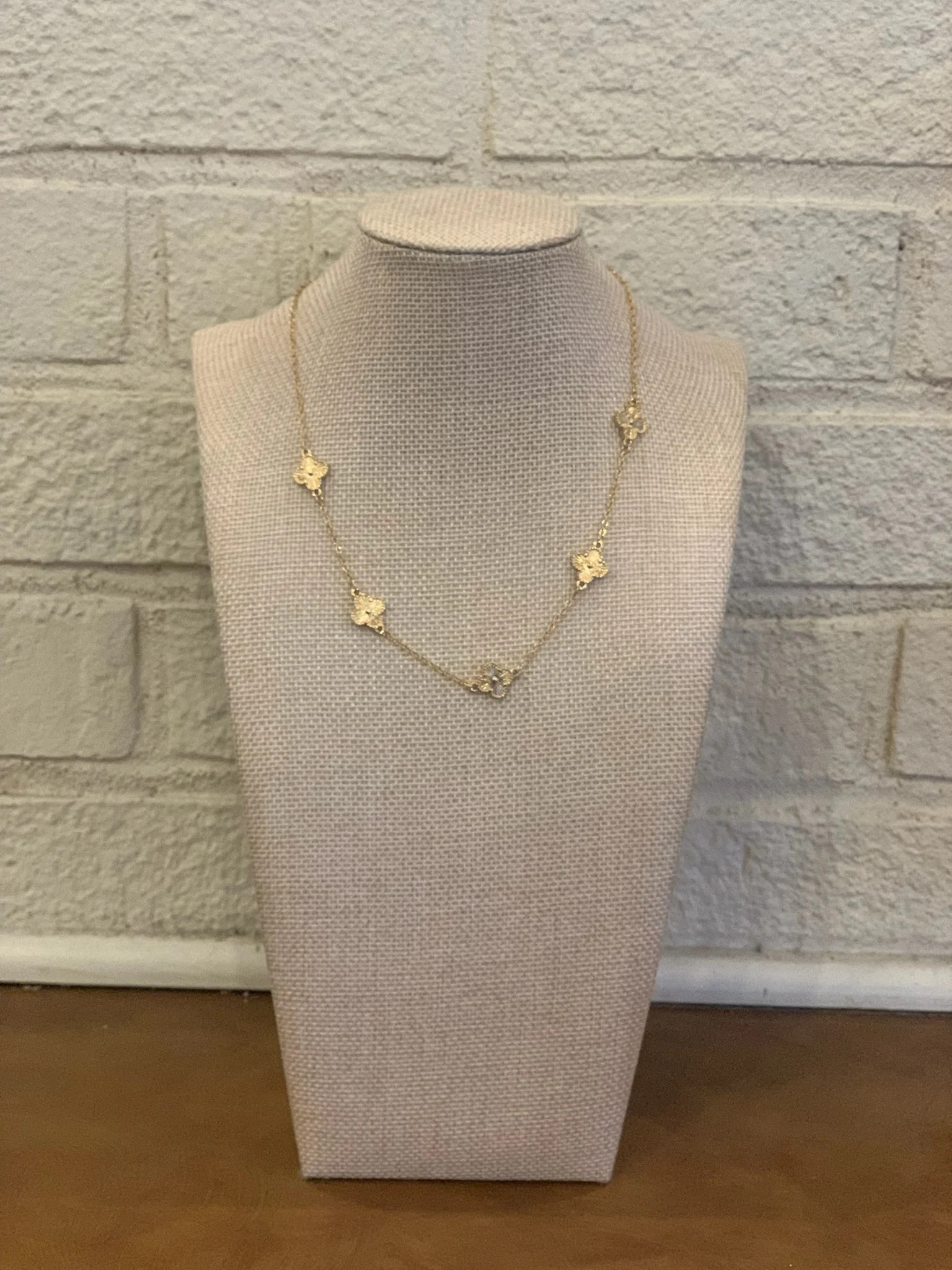 Clover Necklace Short - Gold Etched | Monkee's of Raleigh