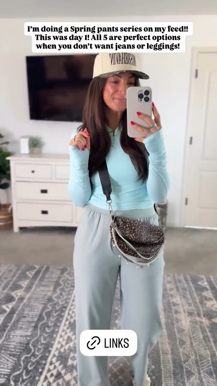I’m doing a Spring pants series on my feed!! This was day 1! All 5 are perfect options when you don’t want jeans or leggings!