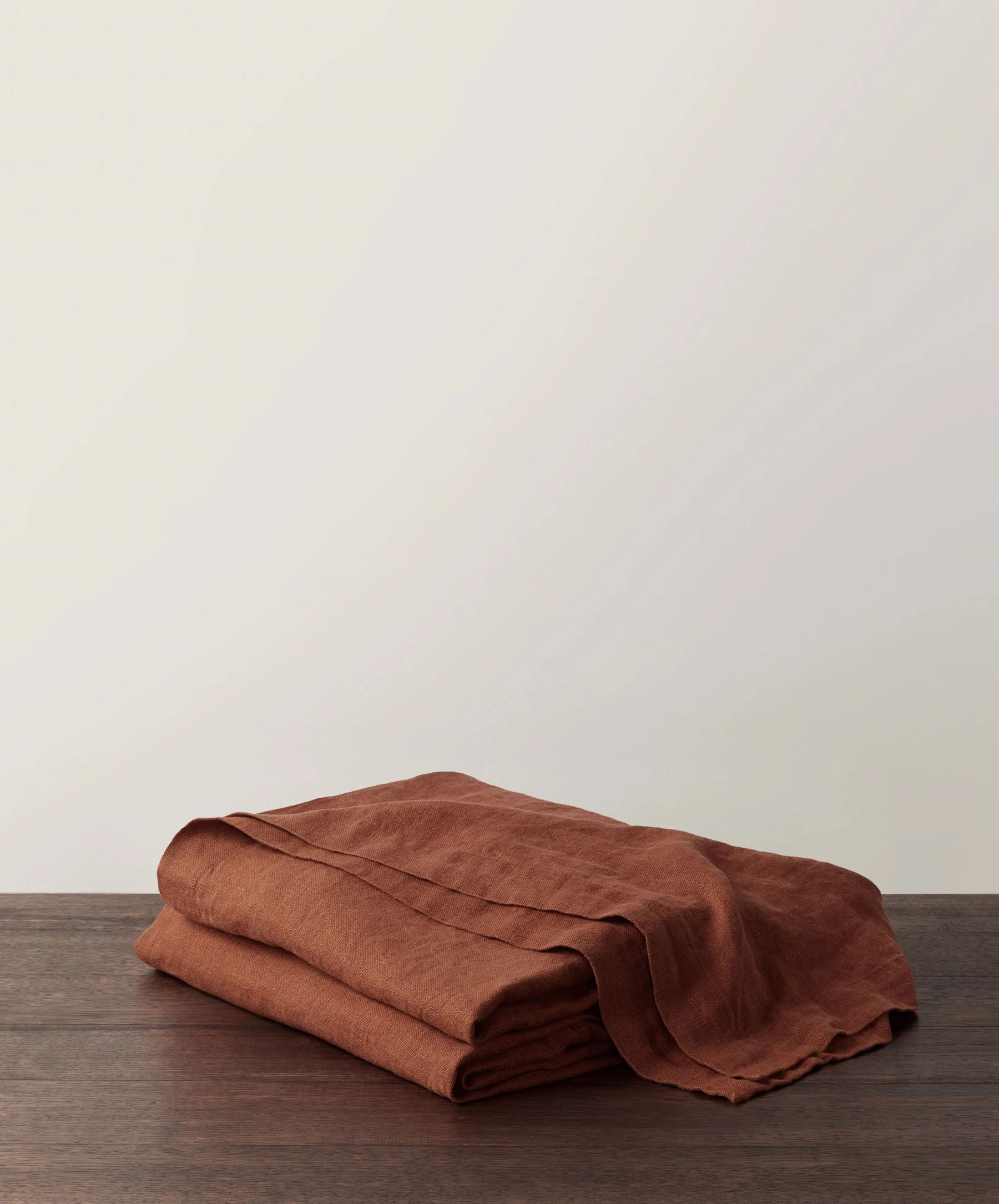 Repose Linen Bedcover - Cinnabar | CULTIVER US