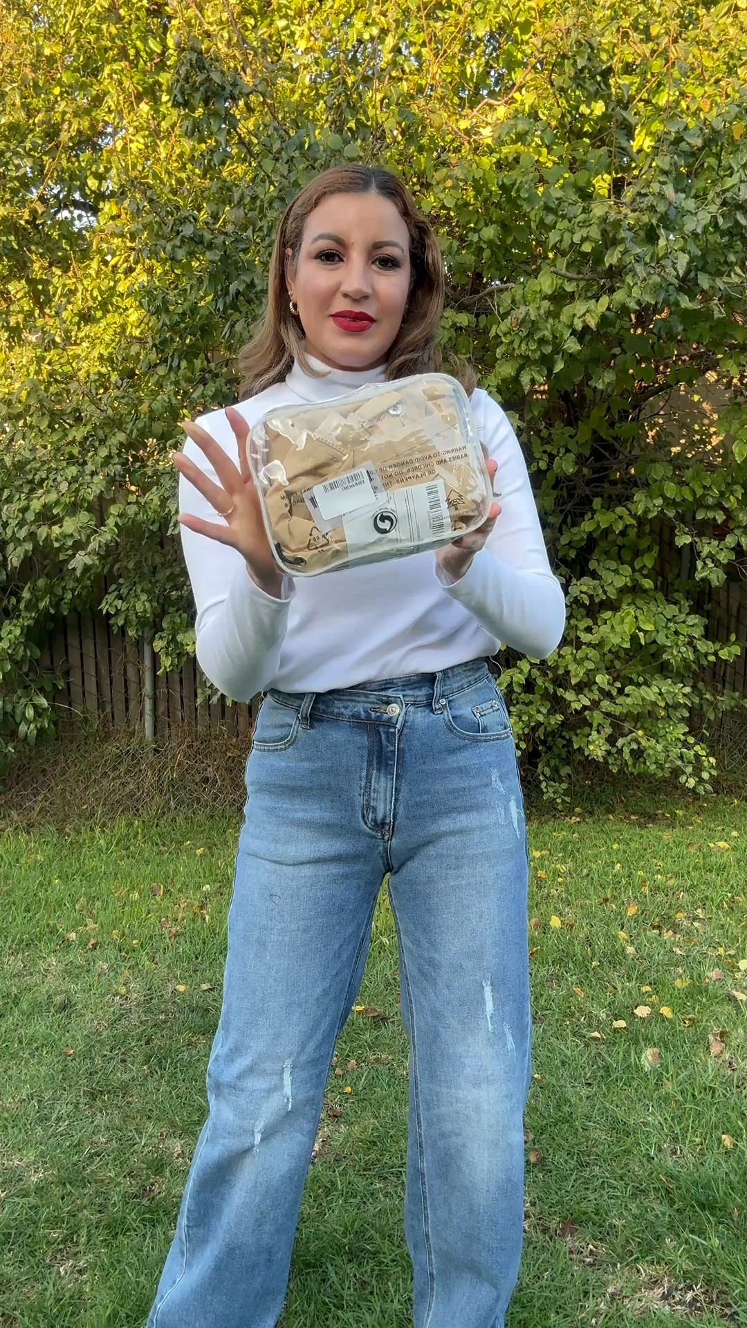 Zando Women's Long Waterproof Jacket, Waterproof, Hooded, Lightweight, Outdoor Windbreaker.
Size:M

#LTKCyberWeek #LTKHoliday #LTKGiftGuide