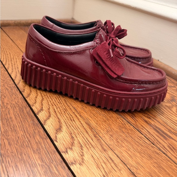 Clarks Maroon Glossy Loafers | Poshmark