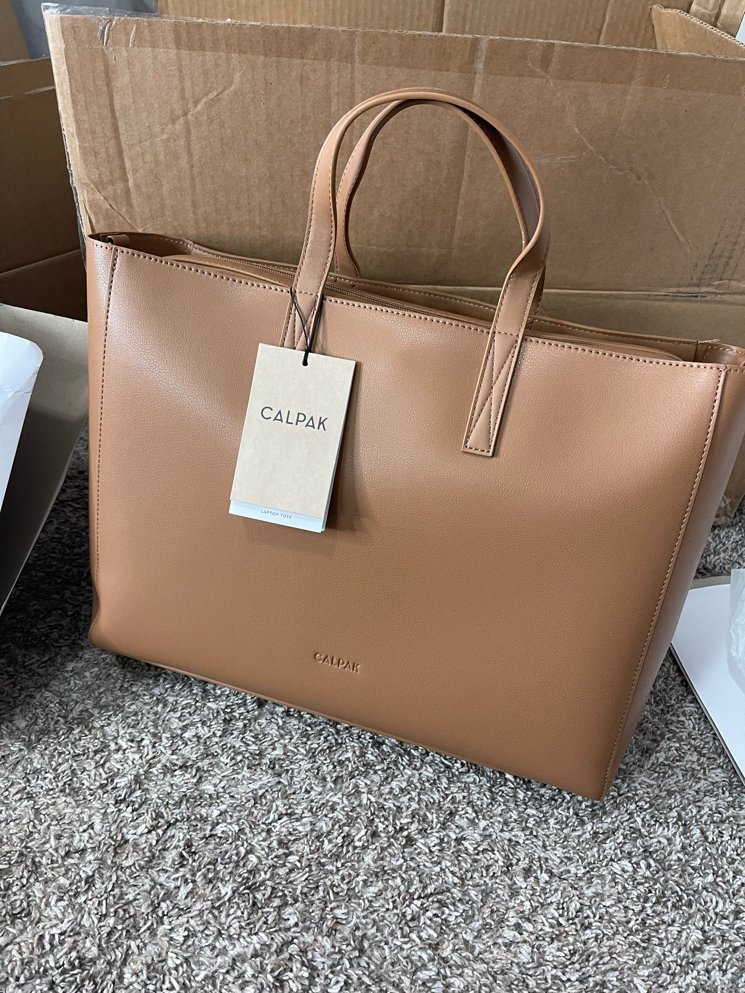 We love her 🥹
The perfect work tote bag 
Fits 16 inch laptop


#LTKworkwear #LTKitbag #LTKU