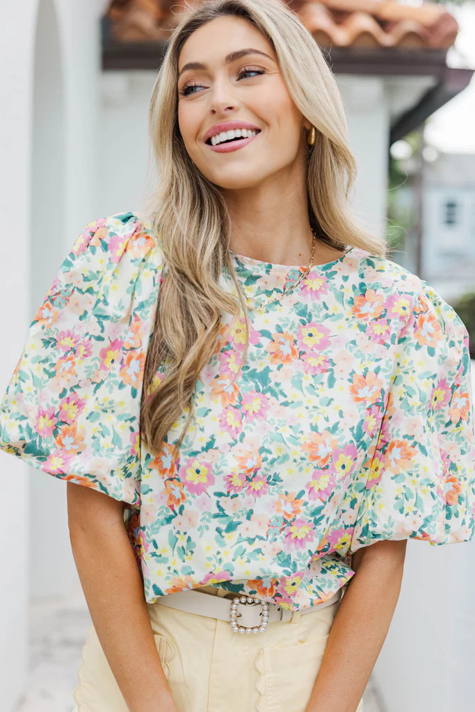 Weekend In The Sun Cream Floral Blouse | The Mint Julep Boutique