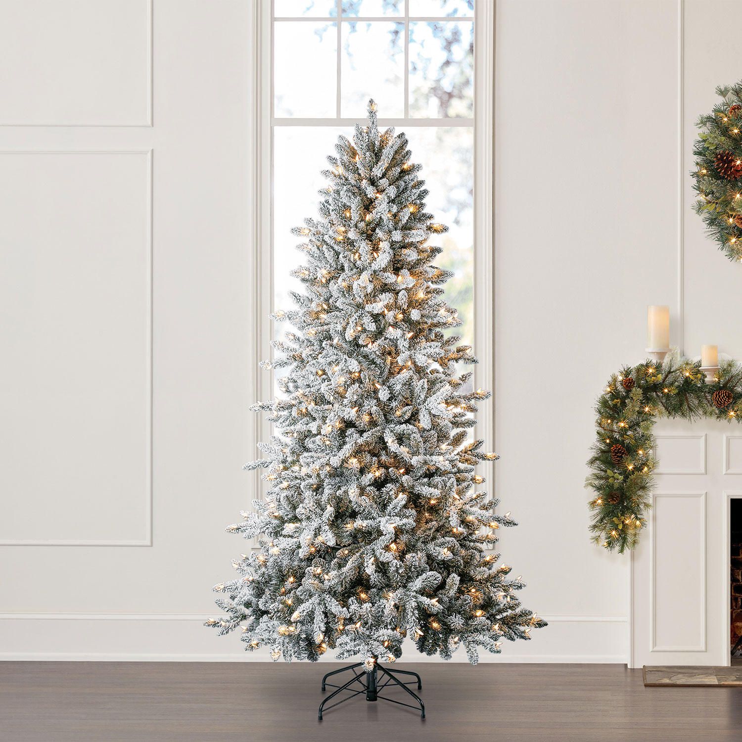 Member's Mark 7.5' Aspen Pine Flocked Christmas Tree | Sam's Club