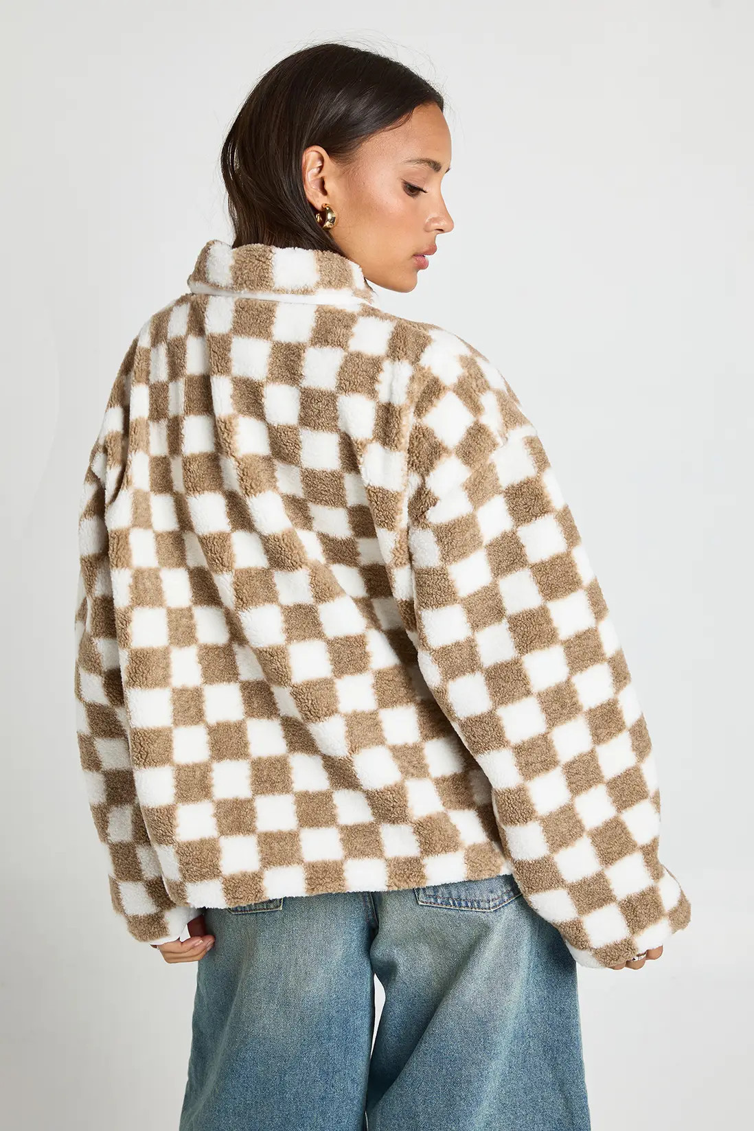 Jackets & Coats | Veste Teddy surdimensionnée à carreaux | boohoo | Boohoo.com (FR)