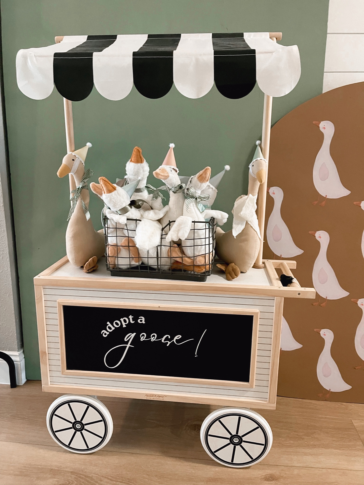 ONE Silly Goose First Birthday Party 🪿

#onesillygoose #firstbirthdayparty #firstbirthday #sillygooseparty 

#LTKKids #LTKBaby #LTKParties