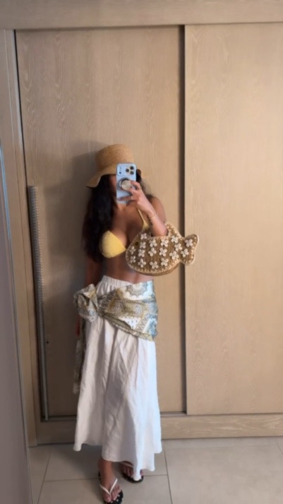 Beach vacation outfit! 🏝️

Here’s my vacation ootd. Wearing a butter yellow bikini from Monday Swimwear, with a white maxi skirt, raffia bag and polka dot sandals! 

Top - I wear size M
Bottom - I wear size small


Beach outfit, yellow swimsuit, resort wear summer, vacation outfits, grwm for the beach, pool day outfit

#LTKgrwm #LTKSeasonal #LTKSwim