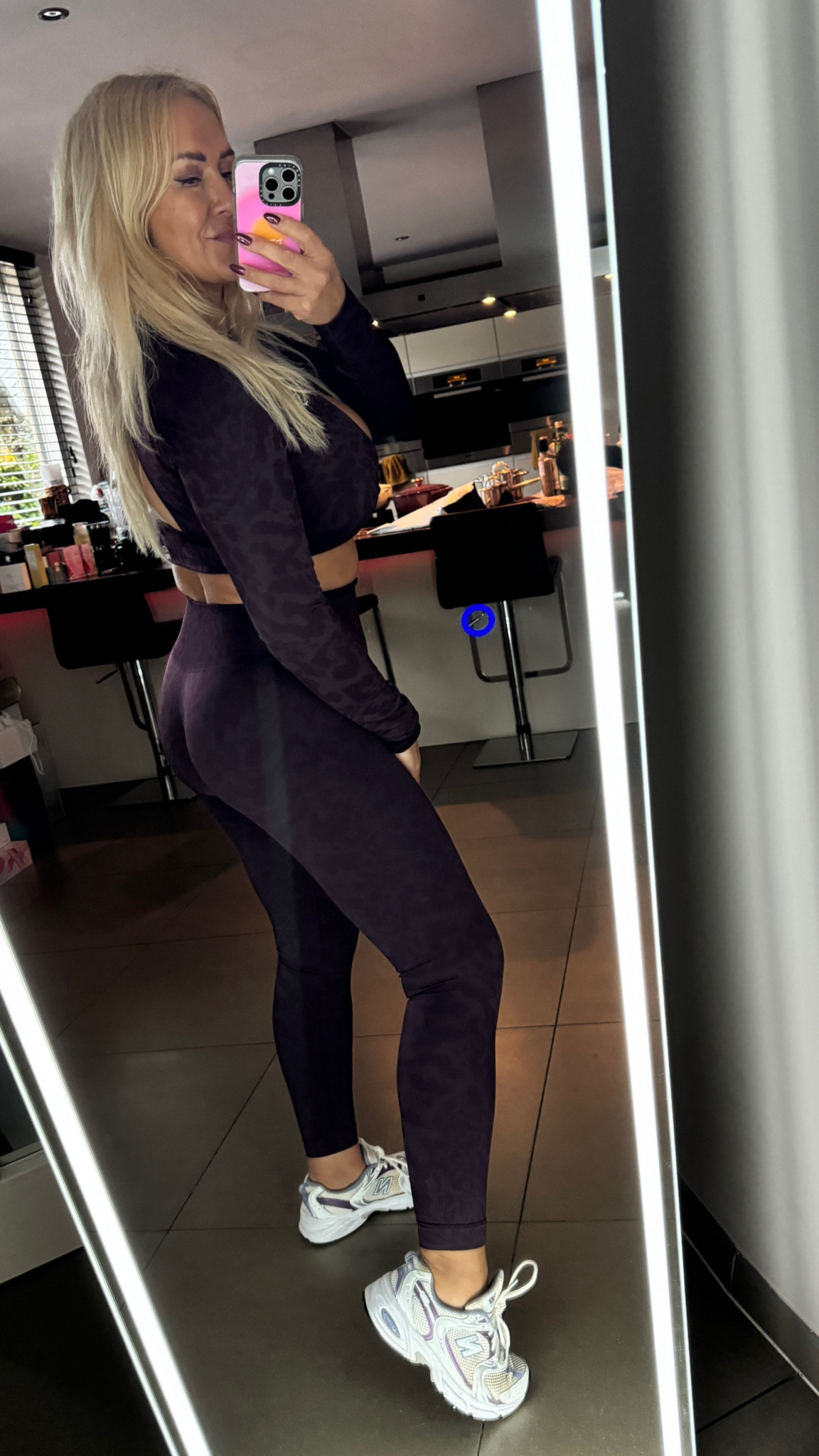 Dark purple Gymshark workout outfit - perfect for fall 🖤 wearing medium legging & large top 

#gymshark #fitnessoutfit #burgundy #purple 

#LTKautumn #LTKnederlands #LTKfitness