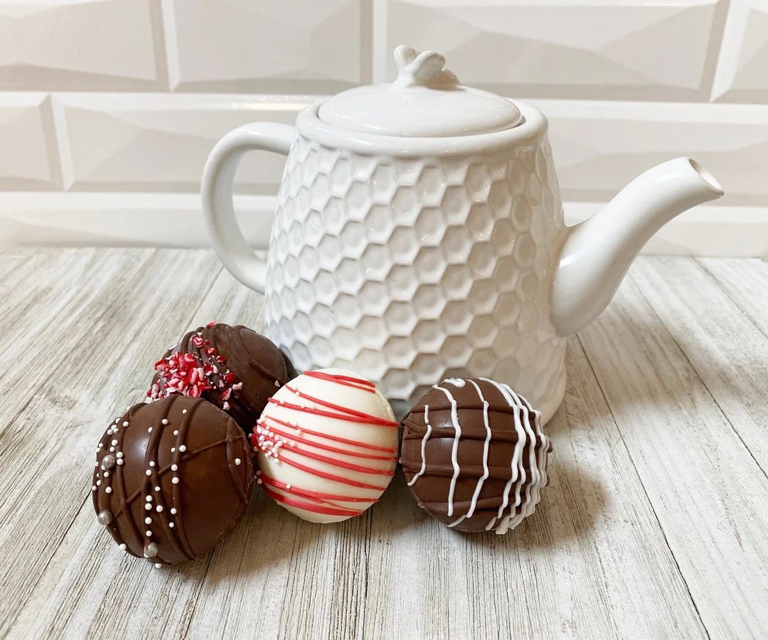 Cocoa Bomb Gift Set, Hot Chocolate Bombs, Milk Chocolate, White Chocolate, Peppermint, Set of 4 | Etsy (US)