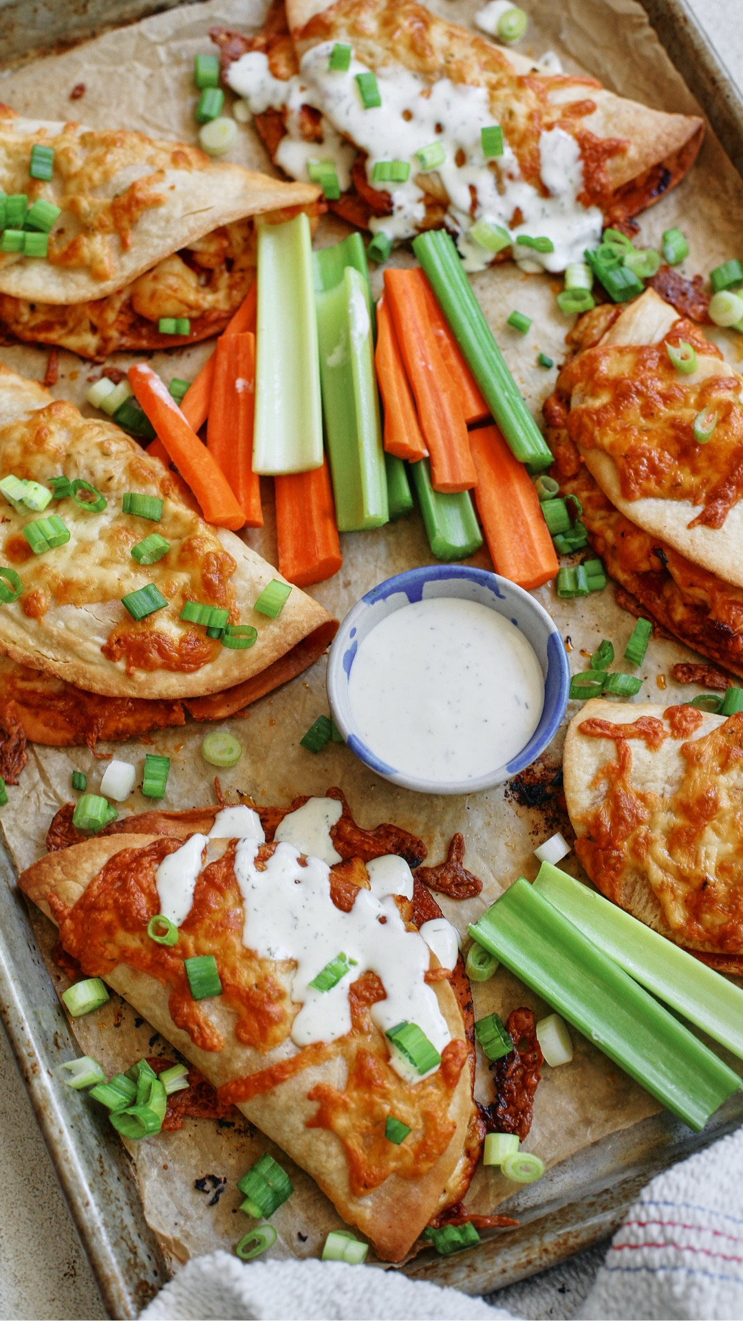 Easy Buffalo Chicken Sheet Pan Tacos 🔥

yes, these are SO EASY to make, but I also can't get over just how tasty and crispy they turn out every. single. time.

every week I make a version of sheet pan tacos but theeeeese - these were my favourite. the homemade buttermilk ranch

as always, the full recipe is on my blog if you want to print it out! https://britacooks.com/buffalo-chicken-sheet-pan-tacos-with-homemade-ranch-dressing/ 

#sheetpantacos #tacorecipe #buffalochicken #easymeals #dinnerparty #dinnerideas #tacolovers #sheetpanmeals #mealplan
 

#LTKFindsUnder50 #LTKHome #LTKSeasonal