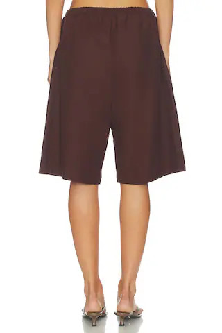 Twill Bermuda Short in Chocolate | Revolve Clothing (Global)