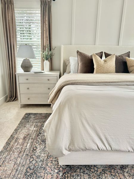 Modern transitional bedroom refresh! Tilly bed from @jossandmain in Zuma White. 

Modern bedding, upholstered bed, modern bedroom, modern bed, Tilly bed,
Zuma white, bedroom, nightstands, Loloi rug, bedroom rug, cloud pile rug, neutral bedding 


#LTKhome #LTKstyletip #LTKfamily