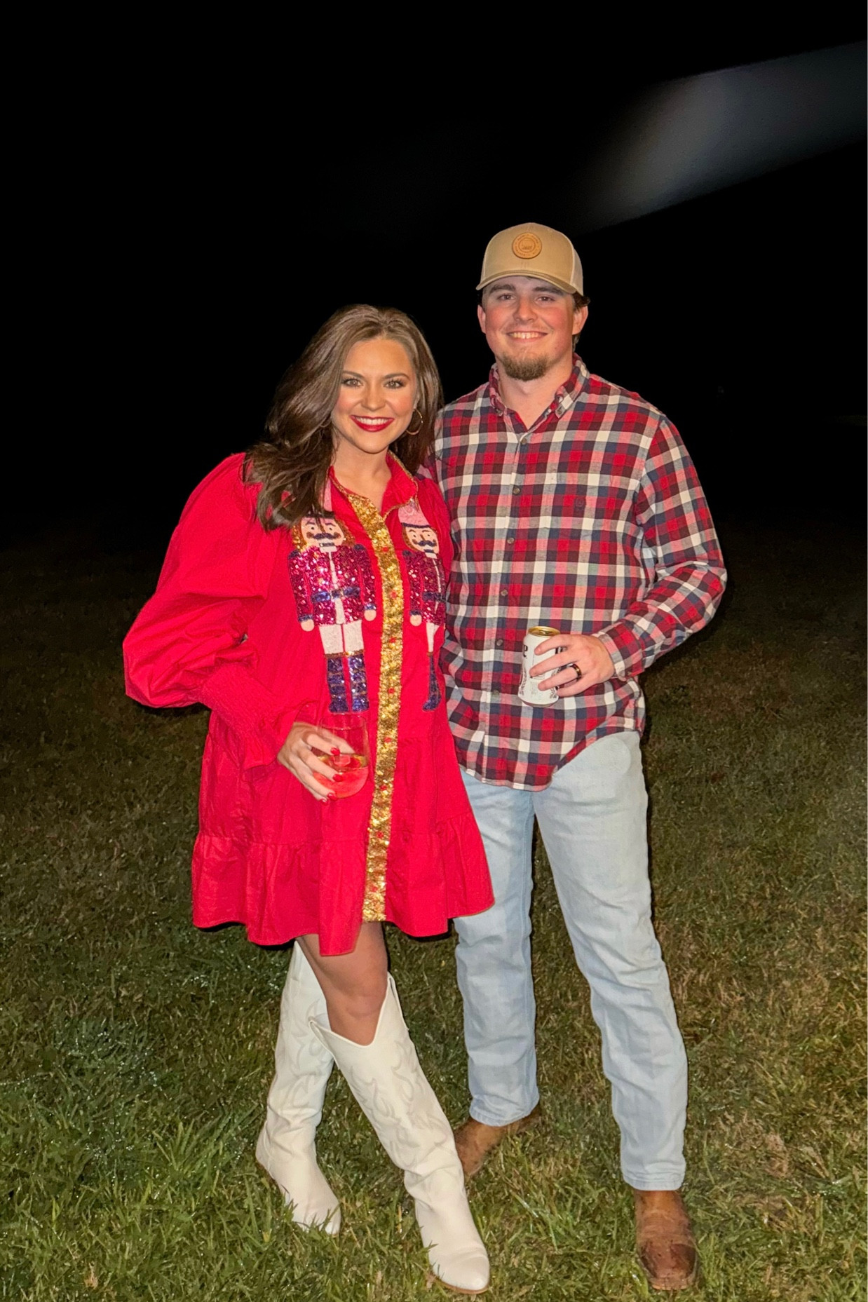 This dress is to die for !!!

#LTKfindsunder100 #LTKSeasonal #LTKstyletip