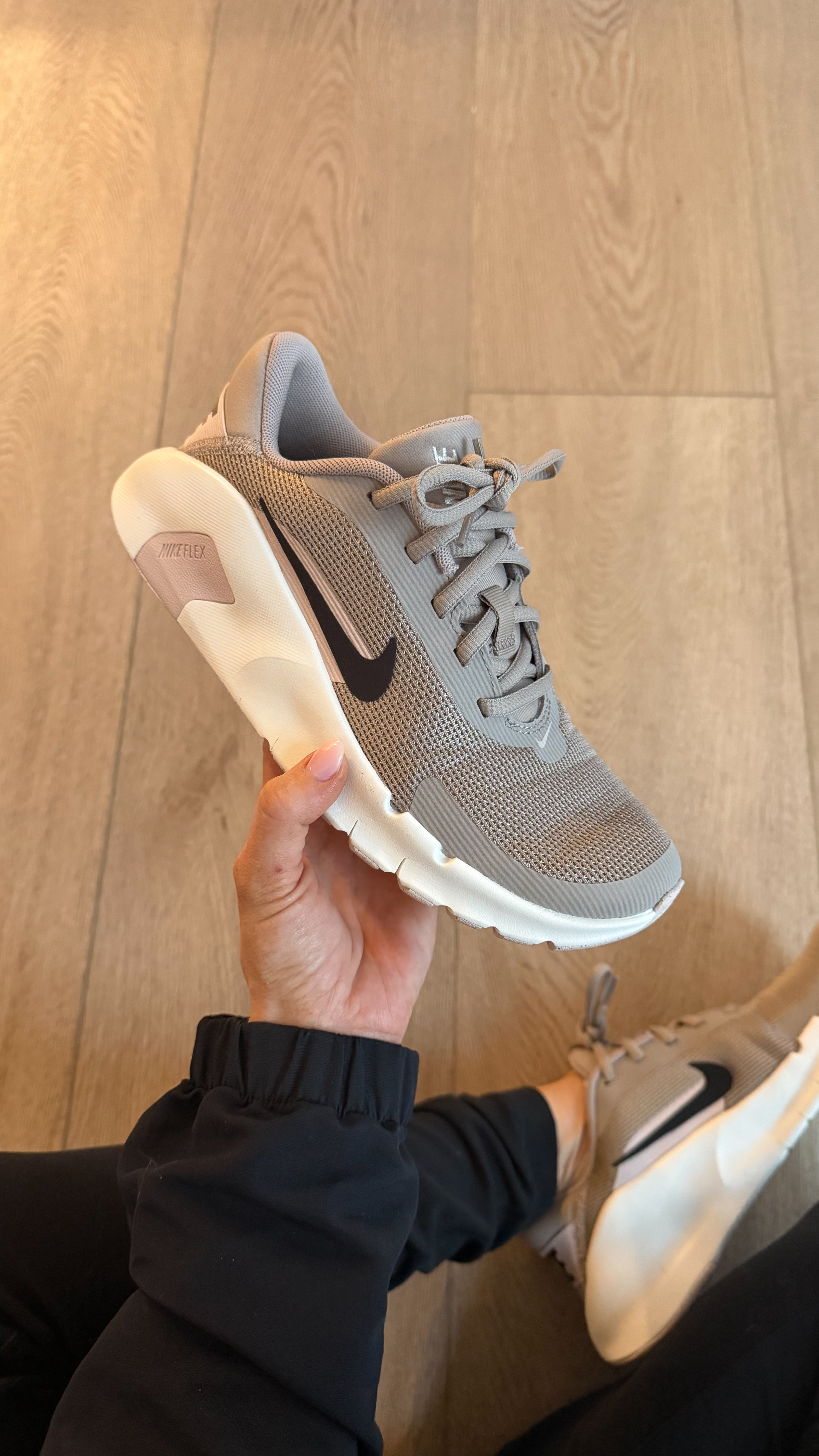 You guys... I'm OBSESSED 😍

Nike | Sneakers | Shoe Game

Come Stay Awhile, Amanda Vernaci 

 #LTKootd #LTKActive