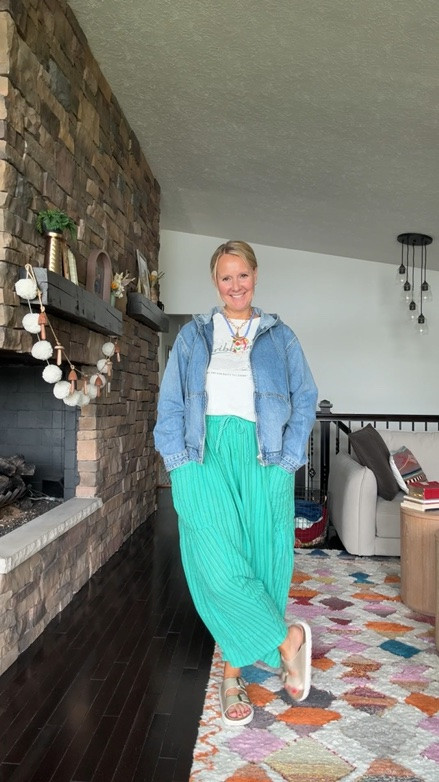 The best outfit to run errands! I got so many compliments on these pants! I own them in more than one color!

#LTKdayinmylife #LTKootd #LTKgrwm