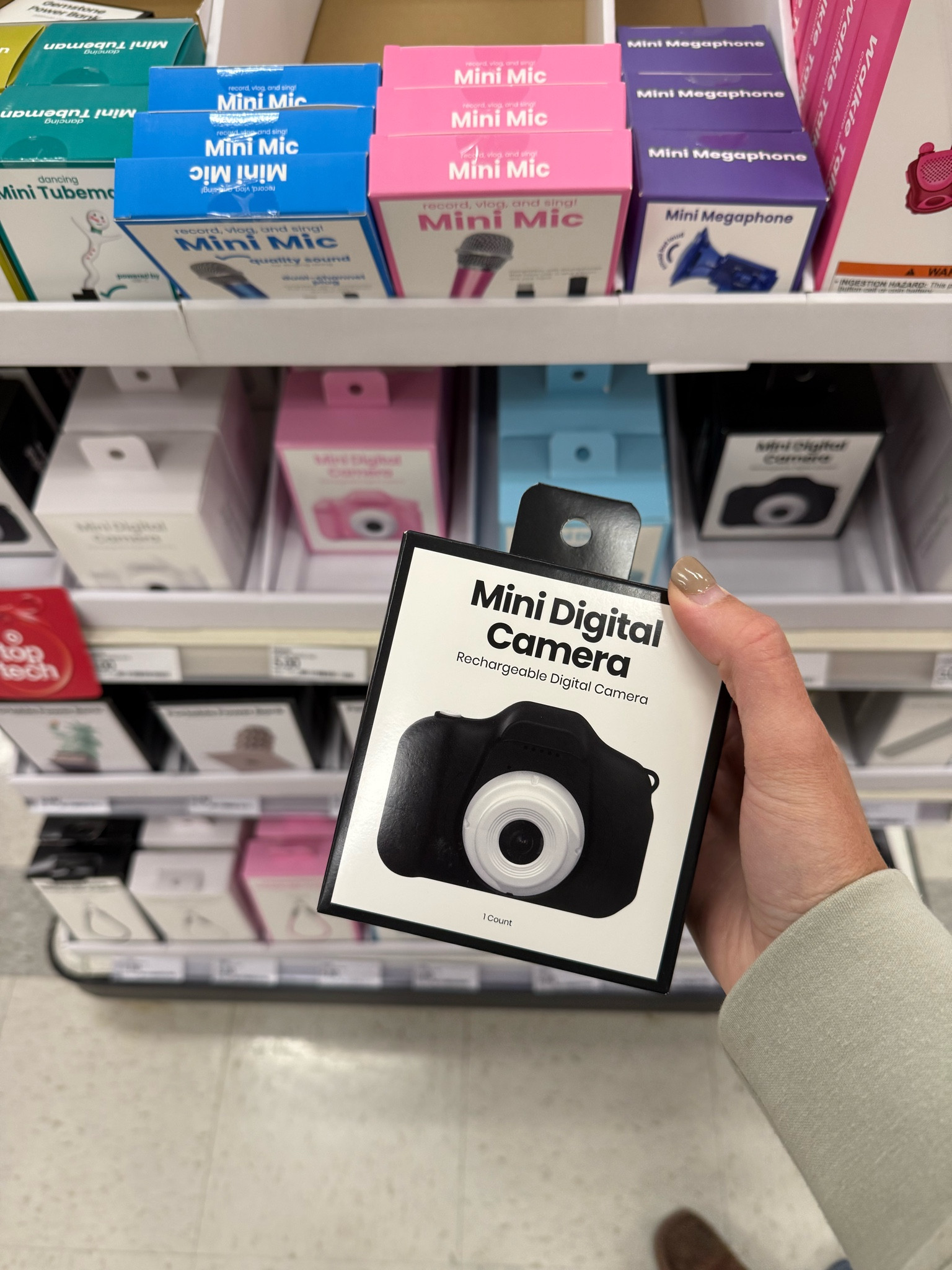 So many fun kids goodies for Christmas $5!! 