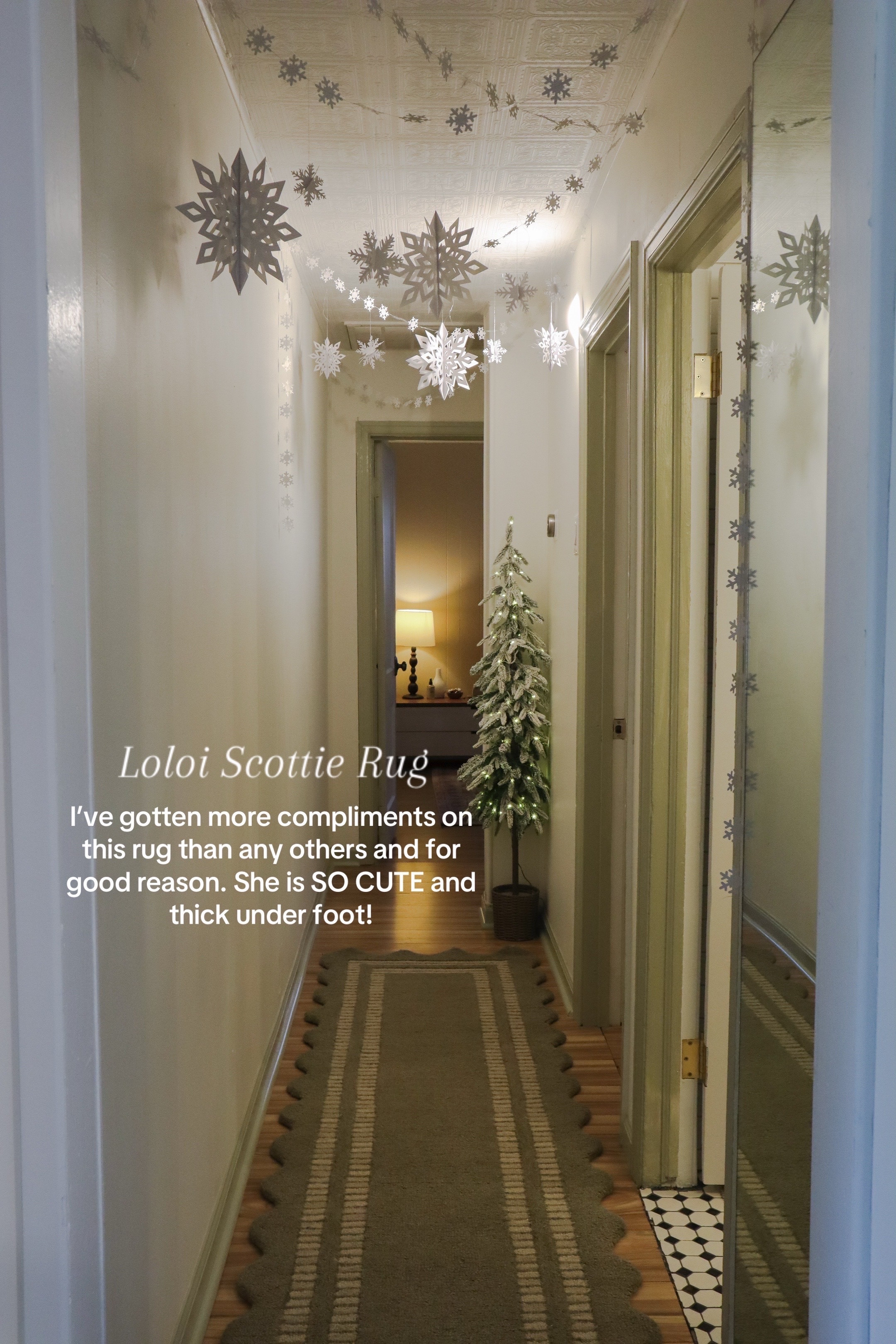 My favorite green scalloped rug from Loloi x CLJ.

#LTKHome #LTKSaleAlert