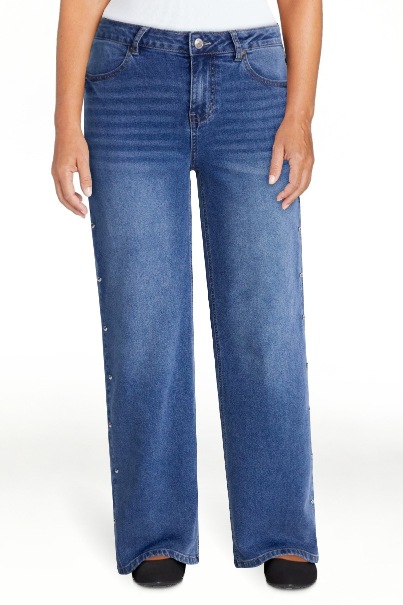 Madden NYC Women’s Studded Ultra Jeans, 32'' Inseam, Sizes 00-18 | Walmart (US)