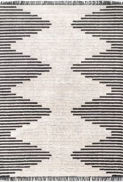 Beige Diamond Pinstripes Tasseled 5' 3" x 7' 6" Area Rug | Rugs USA