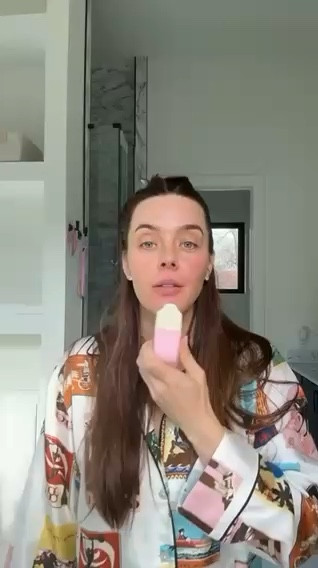 Doing my facial massage this morning - my tips and tricks