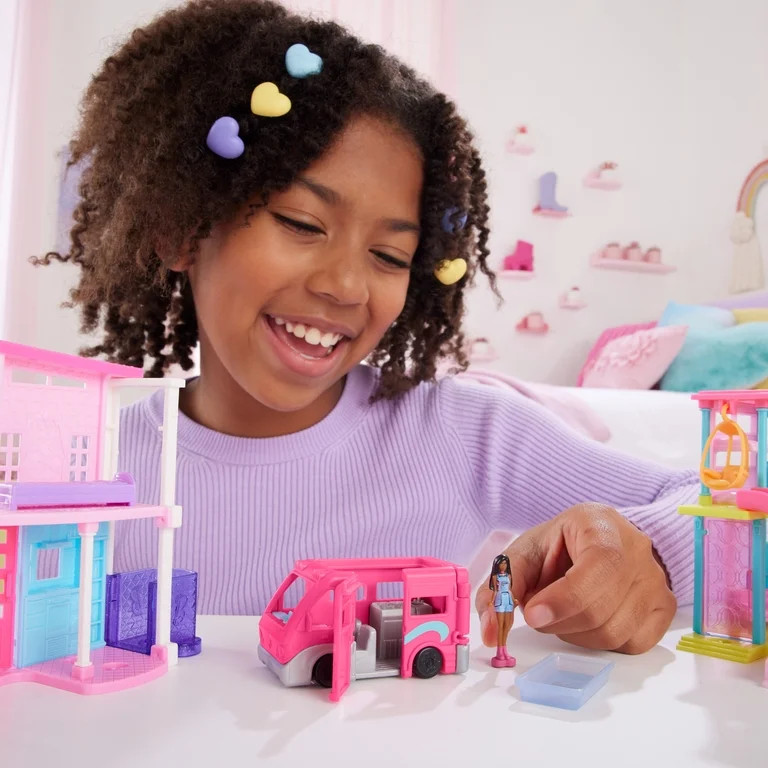 ​Barbie Mini BarbieLand Doll & Toy Vehicle Set, 1.5-inch Barbie Doll & DreamCamper | Walmart (US)