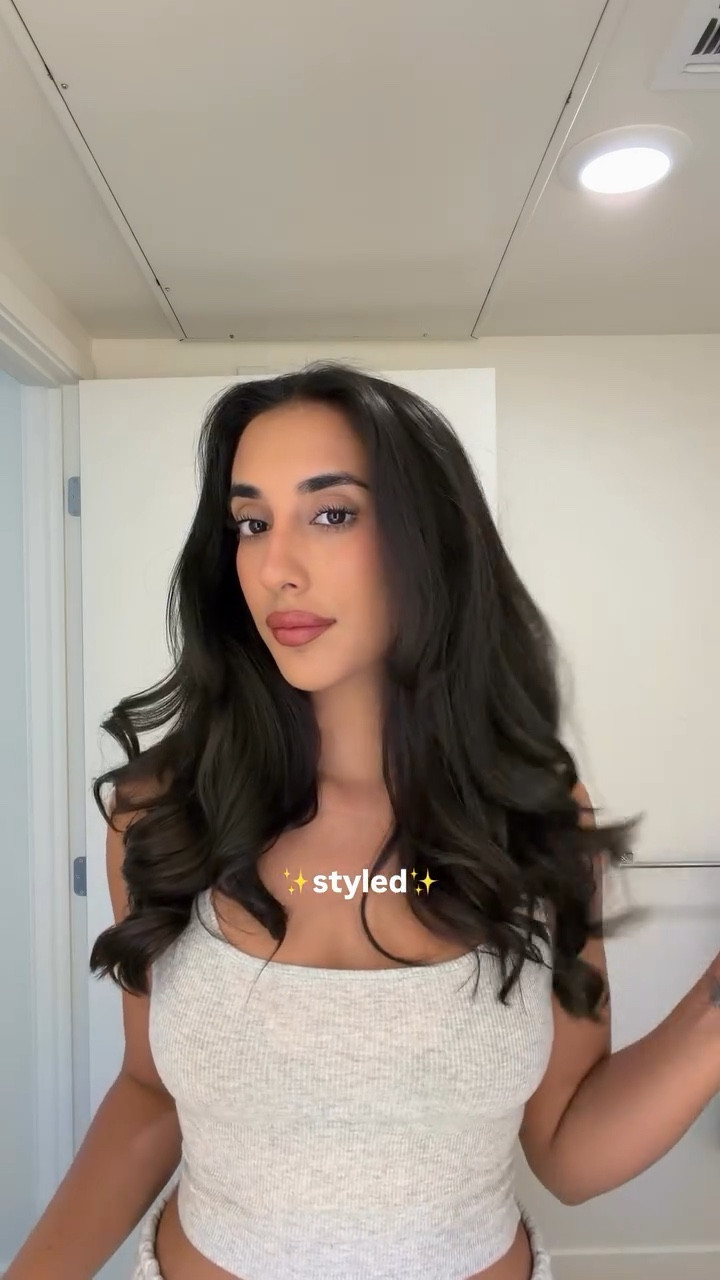 Nothing a good blowout can’t fix

#blowout #dysonairwrap #haircare