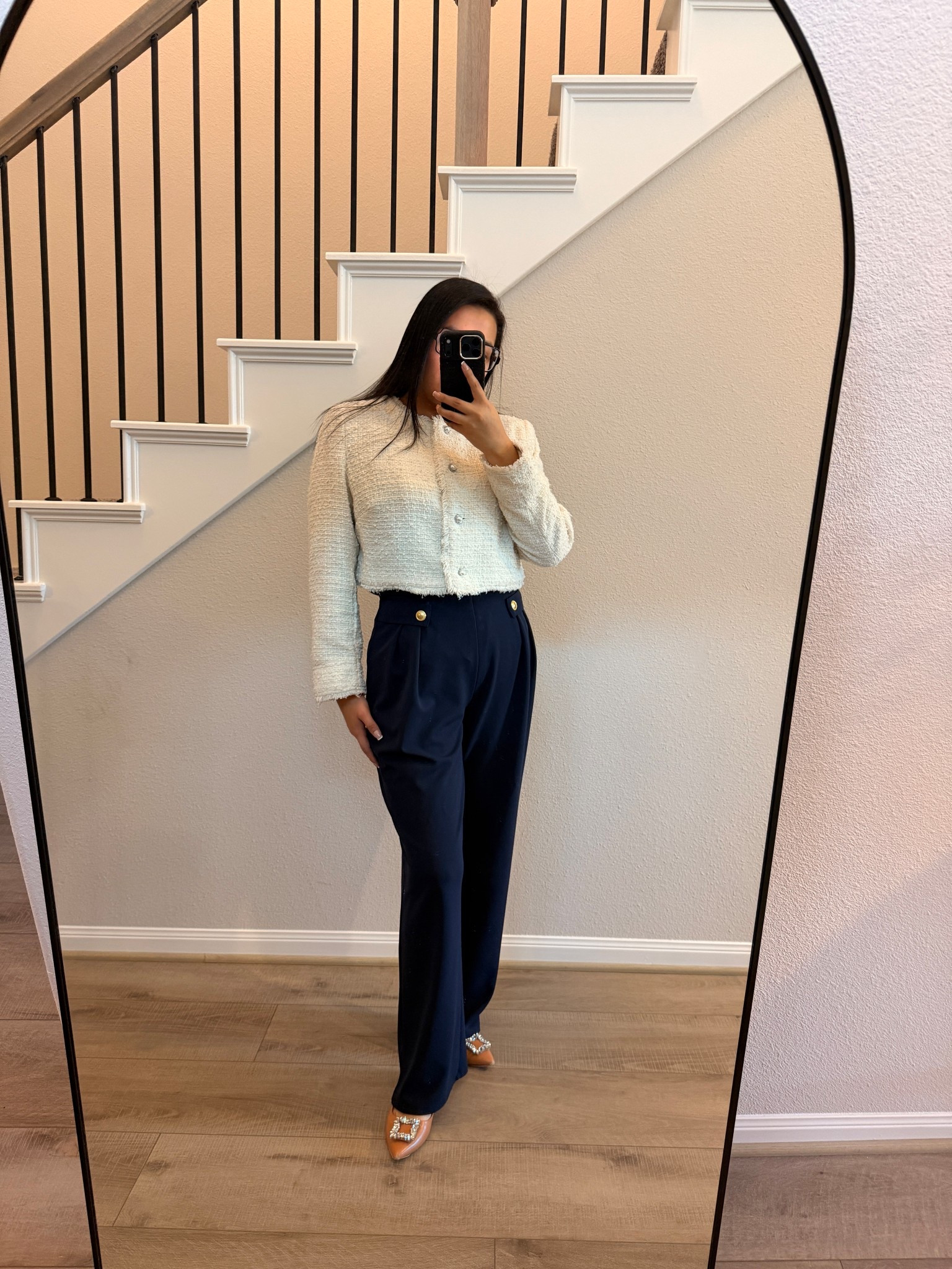 White & Navy #ootd #ltkfashion

#LTKMidsize