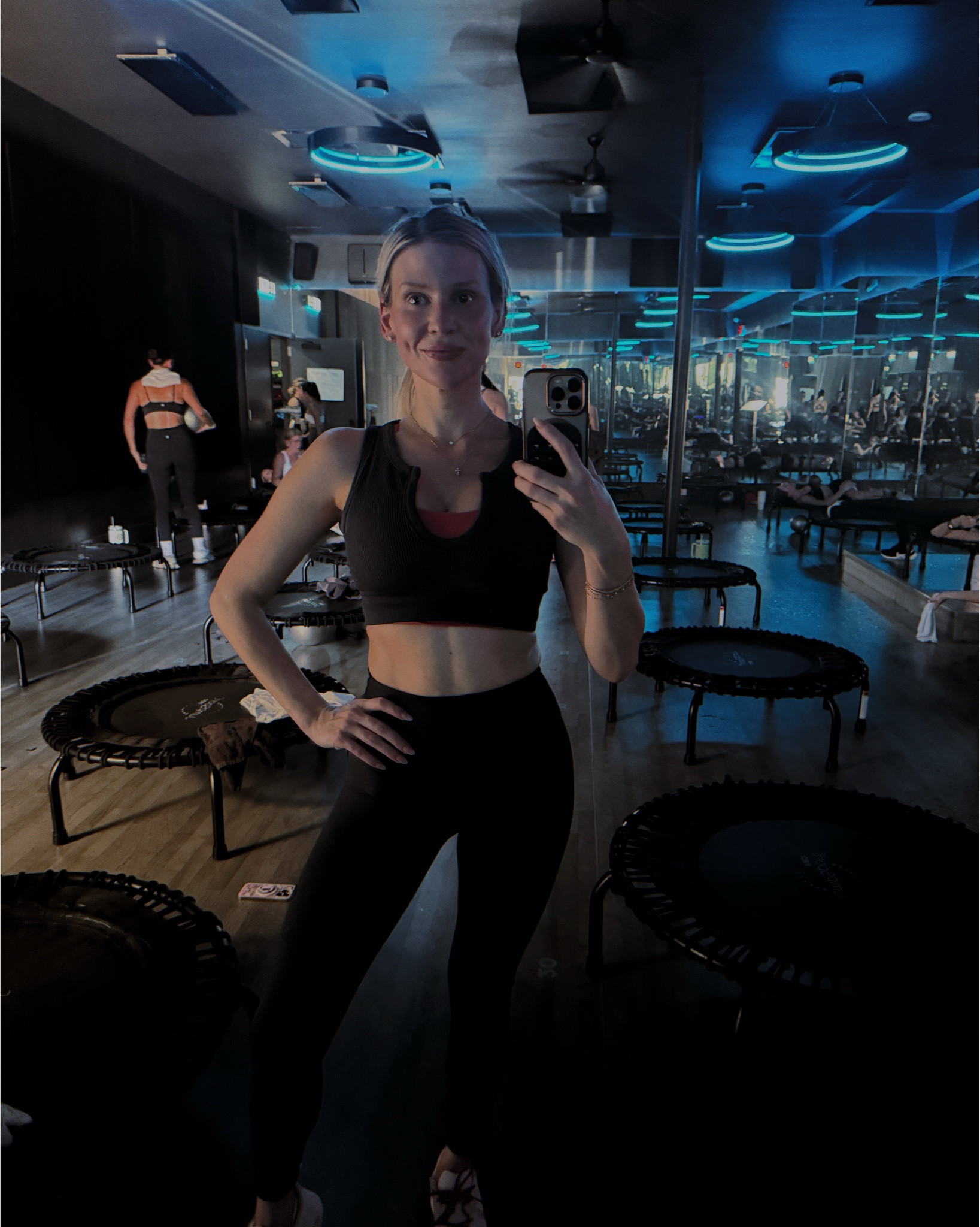 Watching my budget in the new year, and this set is perfect for that! 

#LTKFindsUnder100 #LTKActive #LTKfitnessgoals