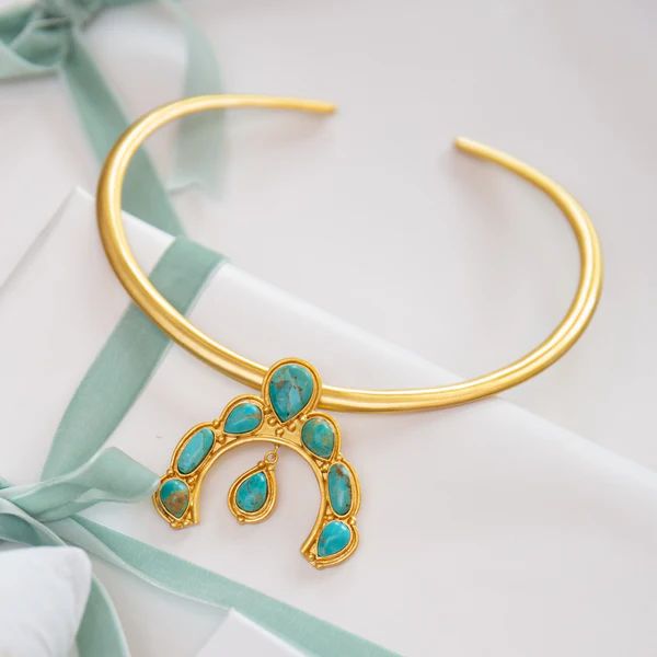 Gold Collar Necklace and Squash Blossom Pendant Set | Christina Greene 