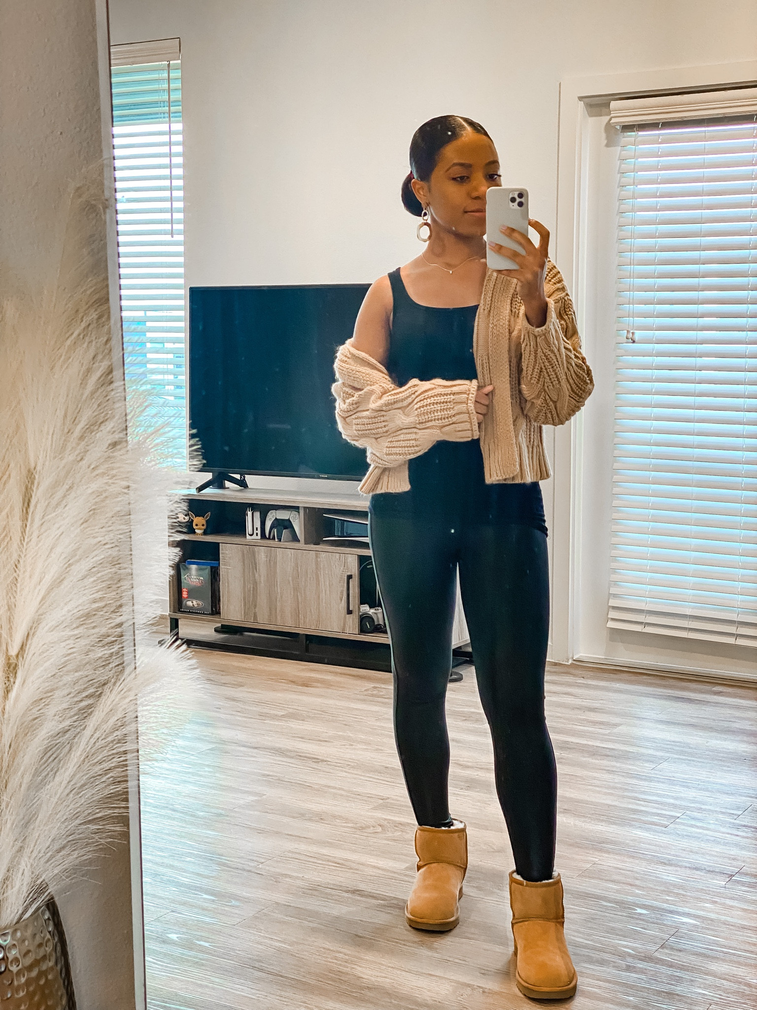 Cozy casual loungewear weekend outfit, perfect for lazy Sunday mornings. 

#LTKstyletip