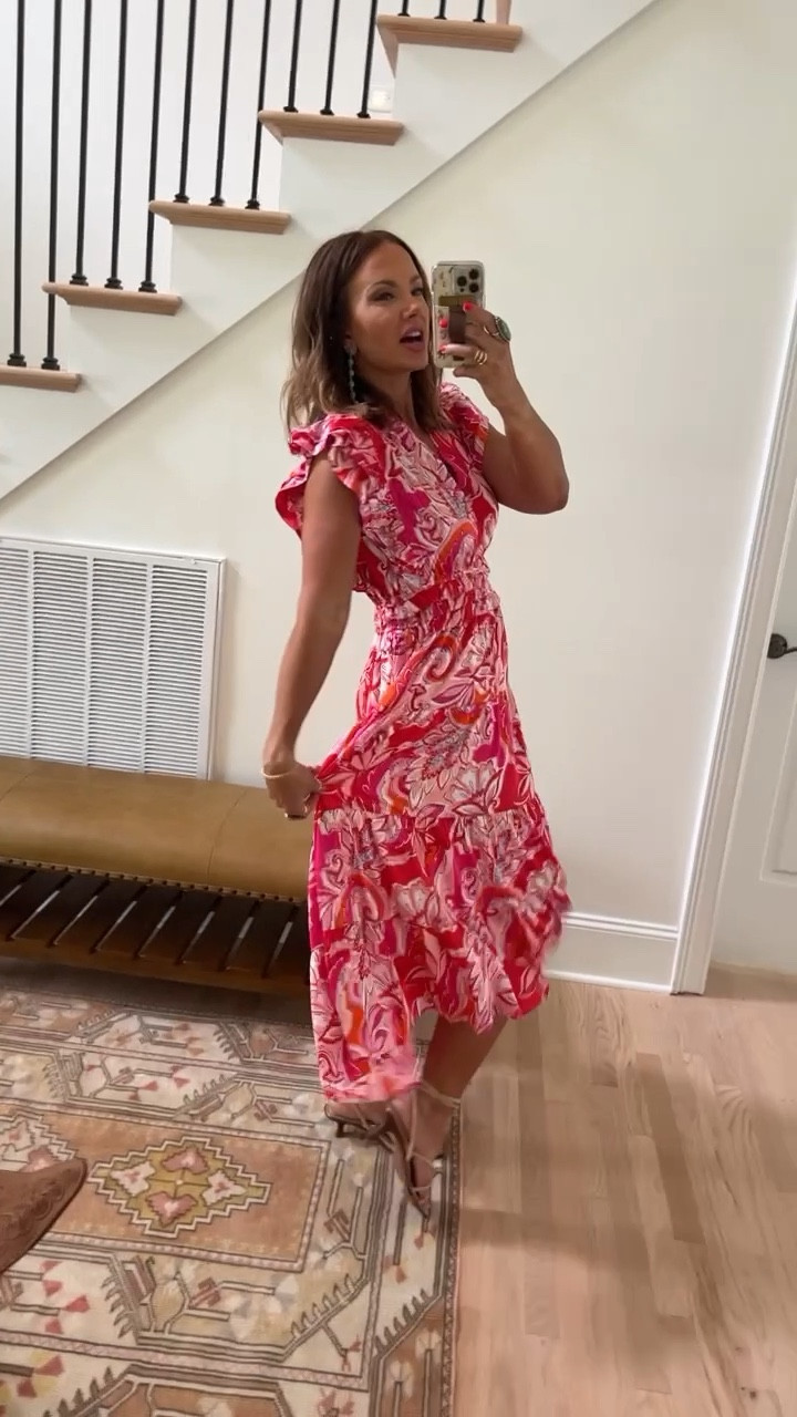 The Avara Kadyn Dress!! The video doesn’t do these colors justice! This dress is SO fun!! I’m wearing a medium, runs TTS! Code BETSY works for 72 hours only! 

#LTKGiftGuide #LTKSeasonal #LTKFind