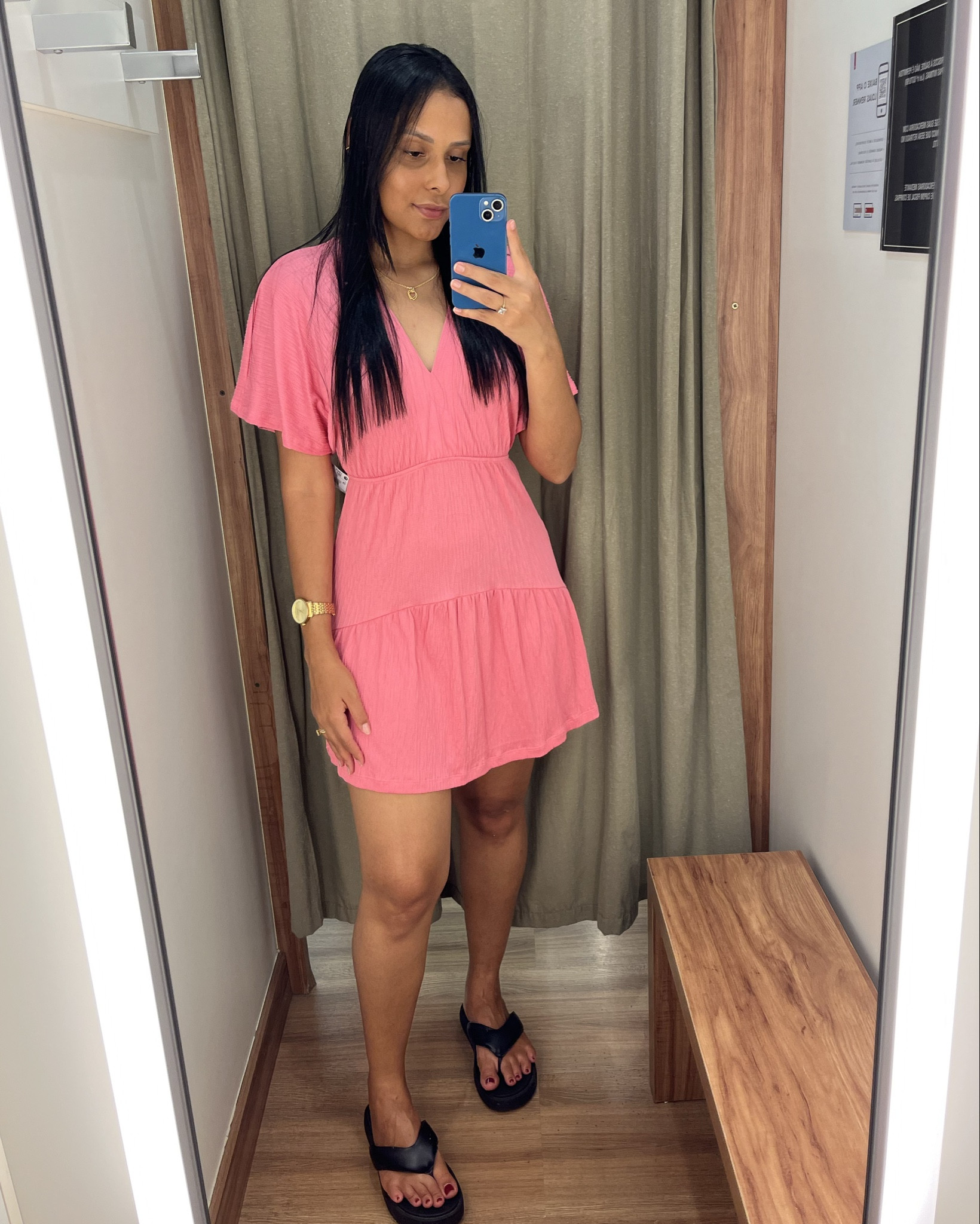 Me apaixonei por esse vestidinho e acredito que vocês também vão😍

Detalhes: tecido texturizado, com elástico na cintura e babado na barra
*estou vestindo um PP*

#vestido #lojasrenner moda #provadorrenner

#LTKbrasil #LTKcurves #LTKstyletip