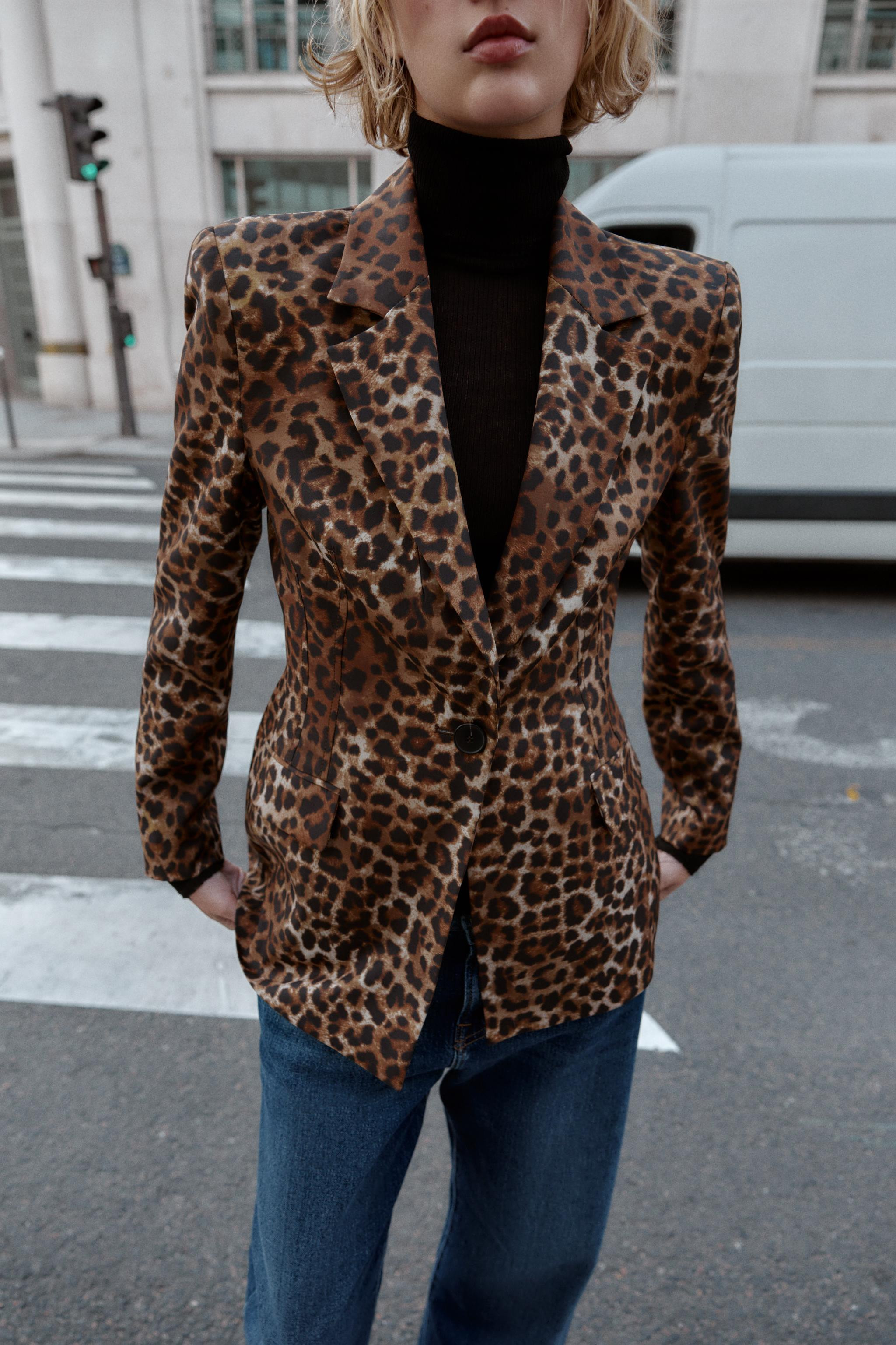 TAILORED ANIMAL PRINT BLAZER | Zara US