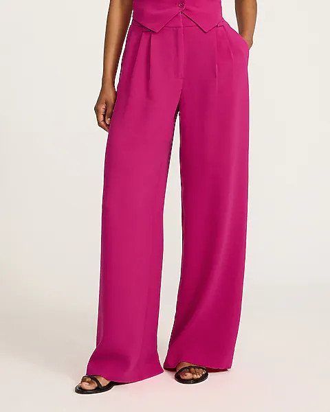 Signature Crepe High Waisted Relaxed Trouser | Express