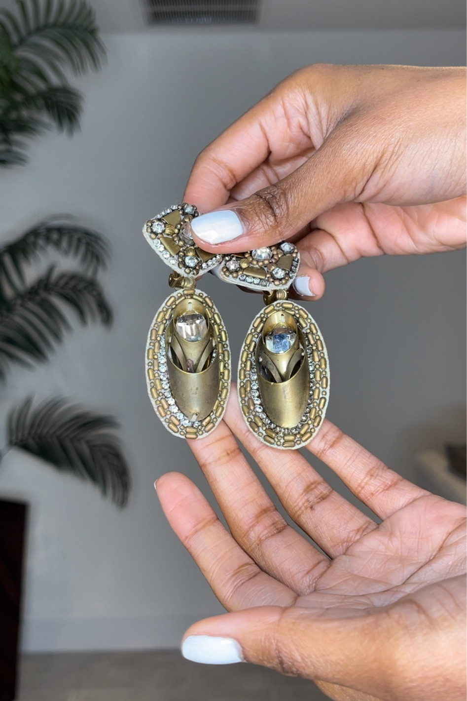 Spring 2023 Trends: Bold Jewelry , Handbags + Shoes 👑

#LTKSeasonal #LTKGiftGuide #LTKunder100