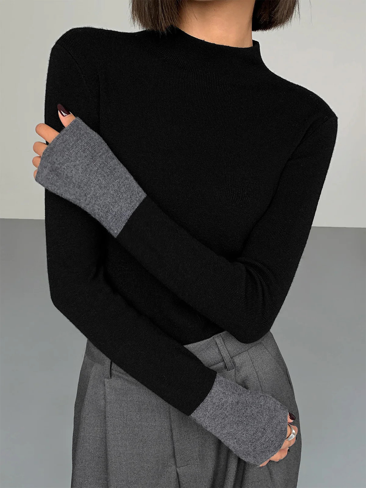 Long Sleeve Contrast Cuff Knit Top | Commense