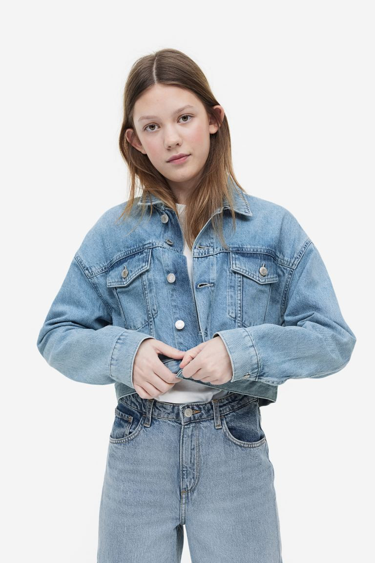 Oversized denim jacket | H&M (UK, MY, IN, SG, PH, TW, HK)