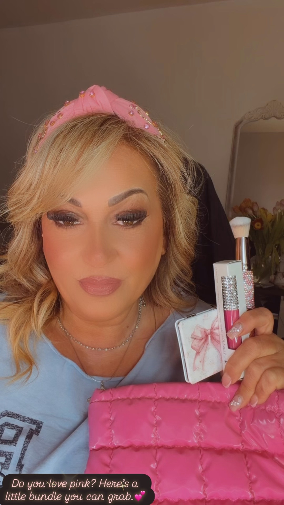 Combo pretty in pink enjoy the spring weather Makeup bag Makeup mirror, lipgloss, called smiles, and makeup brush with every woman’s dream . All products are hypoallergenic, vegan free and all natural and animal cruelty free...

#LTKSeasonal #LTKdayinmylife #LTKBeauty