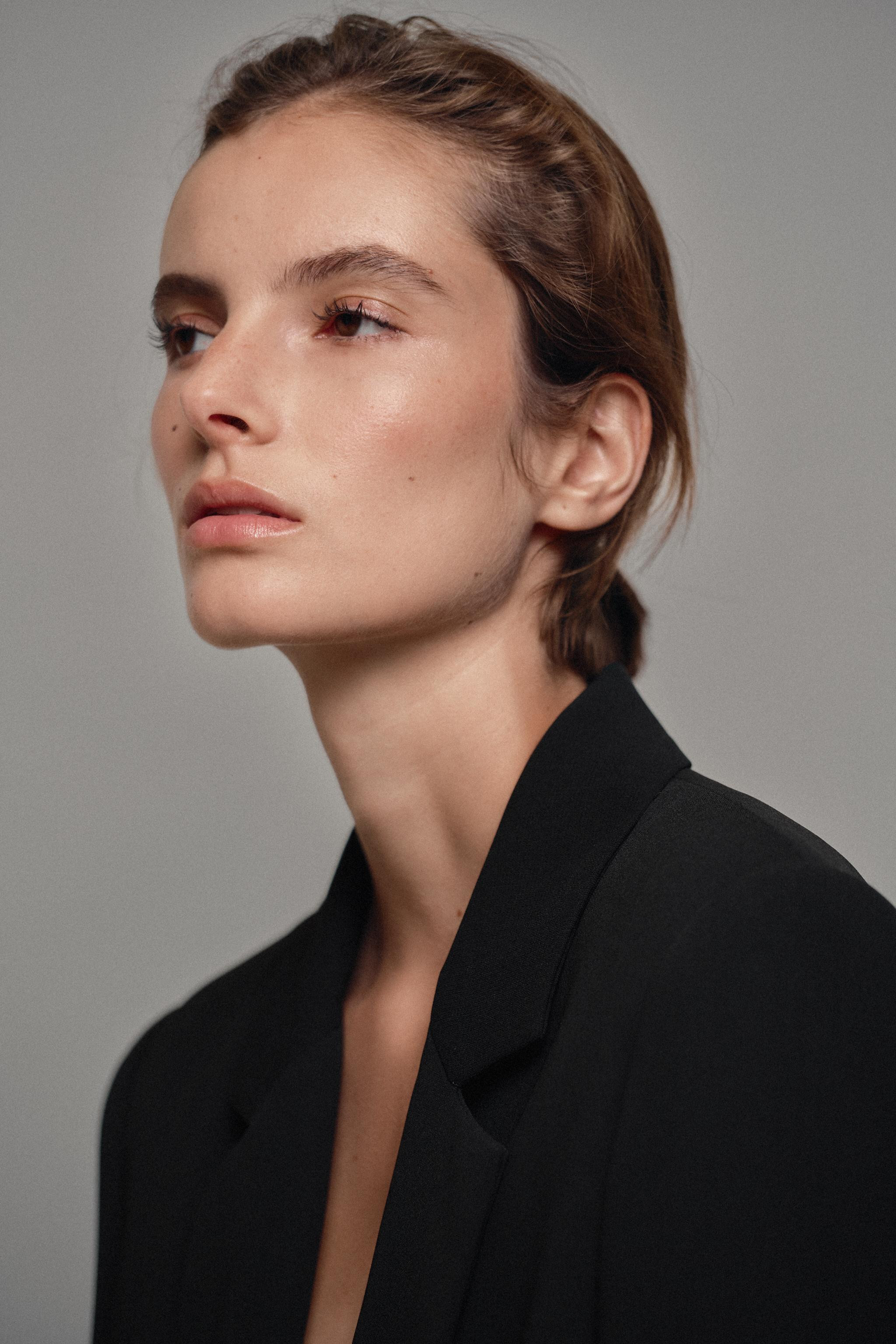 SHOULDER PAD BLAZER WITH PRINTED CUFFS | Zara US