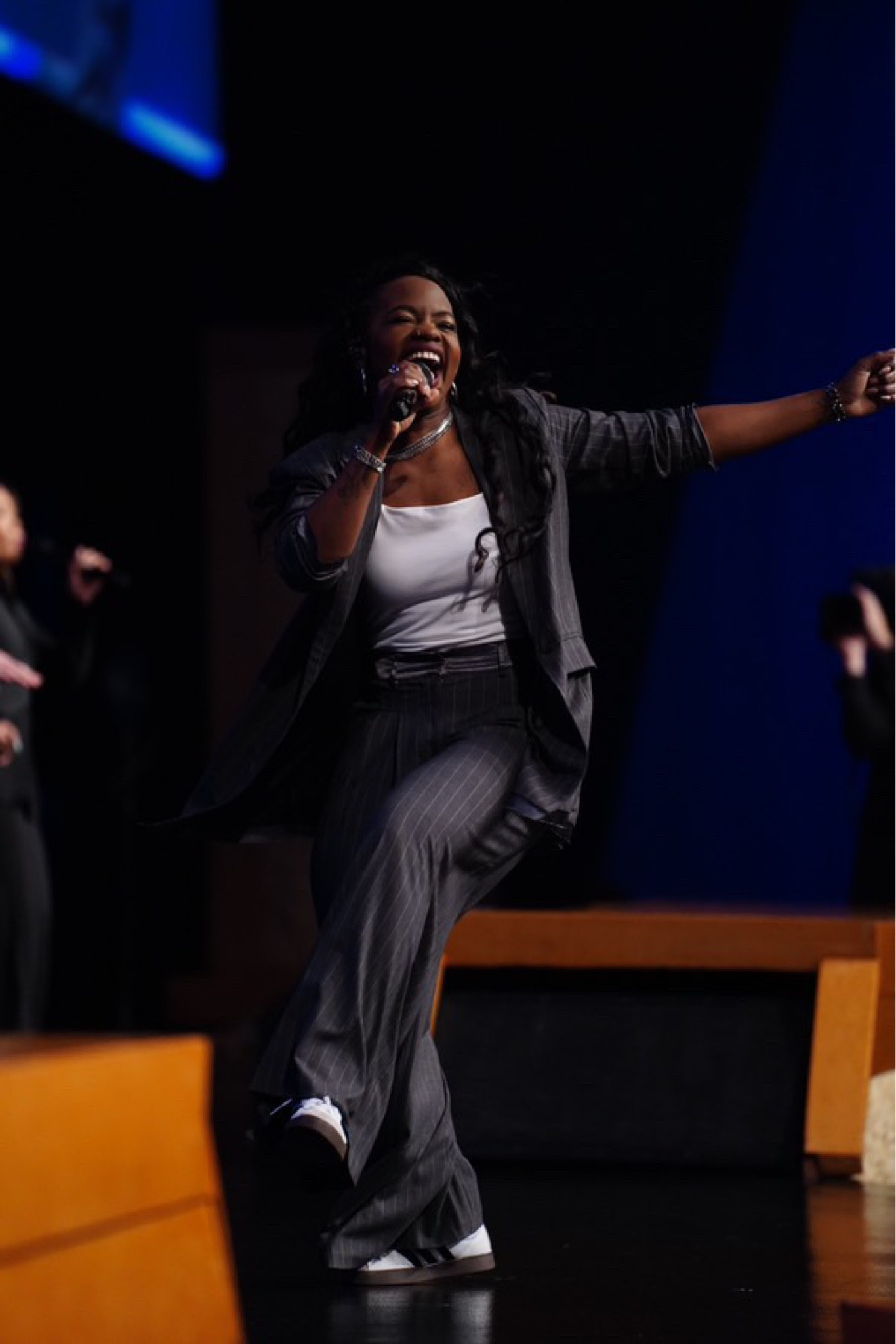 Blazer blast 🩶

#LTKWorkwear #LTKStyleTip #LTKShoeCrush