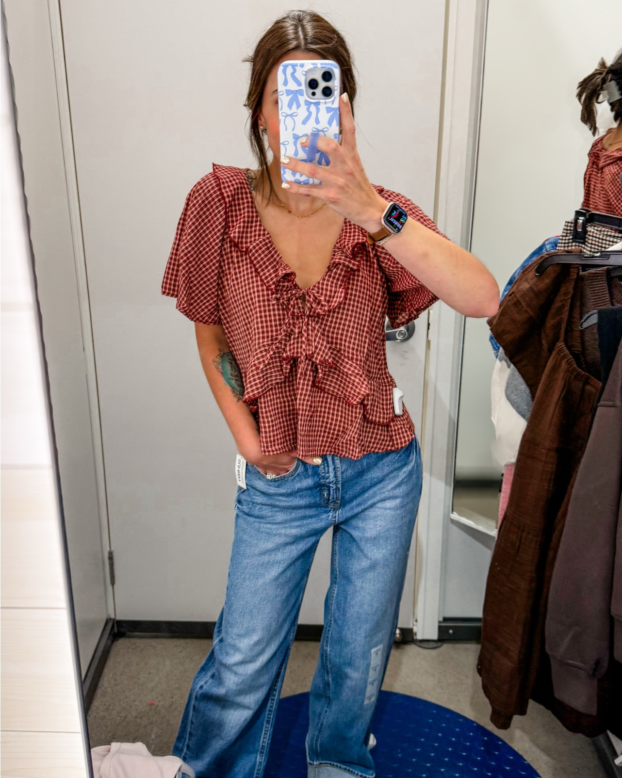 Old Navy Try-On Haul Fit Recommendations!

Plaid Top: super flowy fit! You could size down. I’m in the XS.

Denim Dress: true to size. If in between sizes or super busty - I’d size up one. I’m in the XS.

Plaid Skirt + Maroon Top: skirt is true. It has a size clasp. I’m in the XS. Top is also true and fitted, I’m in the XS. 

Cardigan + Straight leg loose jeans: cardigan is true to size, I’m in the XS. Denim is also true and soft. I’m in the 0.

Striped Rugby Tee: SO COMFY! Relaxed fit (meant to be). I’d recommend your true size for the comfy fit. I’m in the XS.

Gray stripe Puff sweater: I’m obsessed with this! It’s true to size, they didn’t have an XS, so I’m in the S. 

Brown sweater dress: this will be so cute for layering this fall! True to size, I’m in the XS.

Brown flowy dress: relaxed and flowy, I’m in the XS.

Black knit tank: true to size, this one is more cropped. I’m in the XS. 

Brown Half Zip: this is the SOFTEST ever. It feels like lulu. I’m in the XS.

Wide leg cuffed jeans: true to size, super soft! I love these. I’m in the 0.

#oldnavy #tryonhaul #fallstyle 

#LTKStyleTip #LTKautumn #LTKFindsUnder50