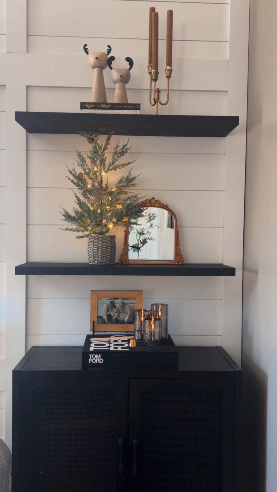 how I style my shelves 🌲🧚🏻‍♀️

#LTKSeasonal #LTKhome #LTKHoliday
