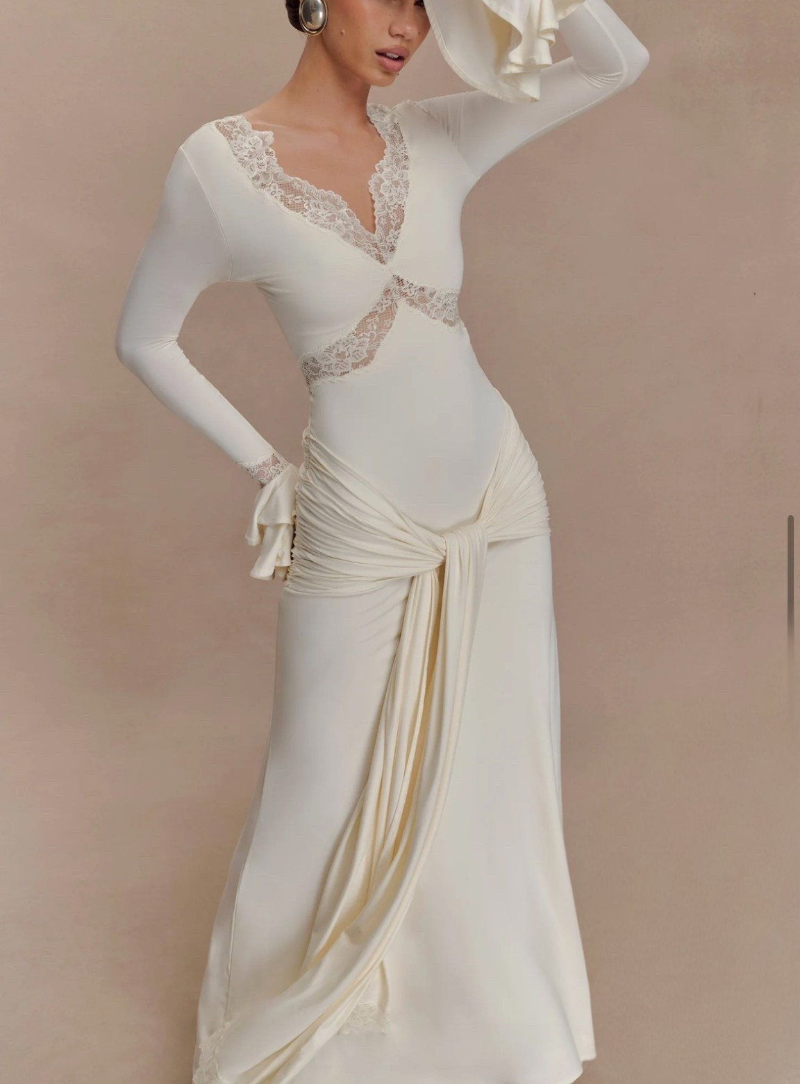 Shop this stunning Slinky lace dress from Meshki. 

#LTKU #LTKootd