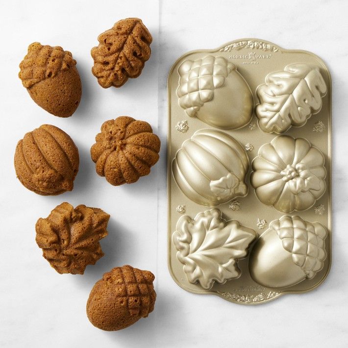 Nordic Ware Nonstick Cast Aluminum Autumn Treats Cakelet Pan | Williams-Sonoma