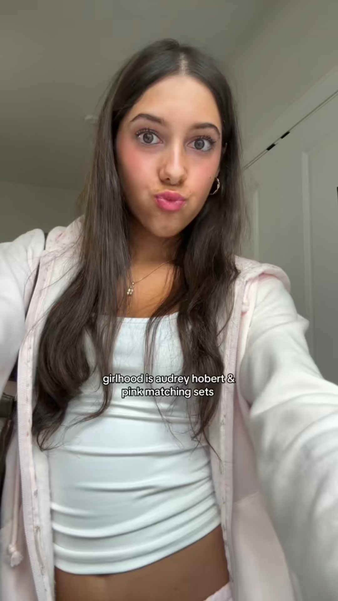 i love pink 🩰🎀 

#LTKHoliday #LTKootd #LTKGiftGuide